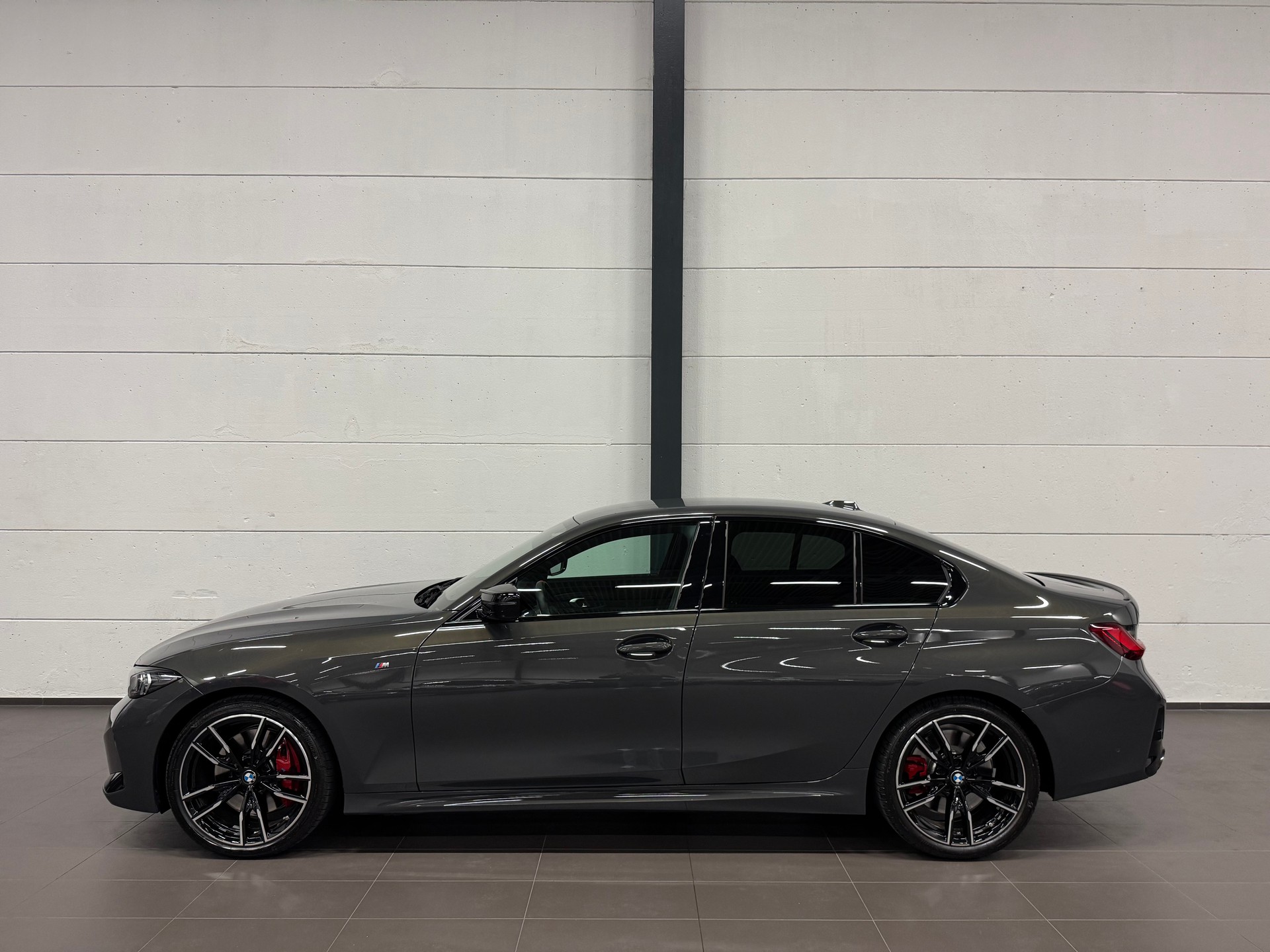 BMW M340d xDrive 48V Steptronic M Sport Pro-image-9