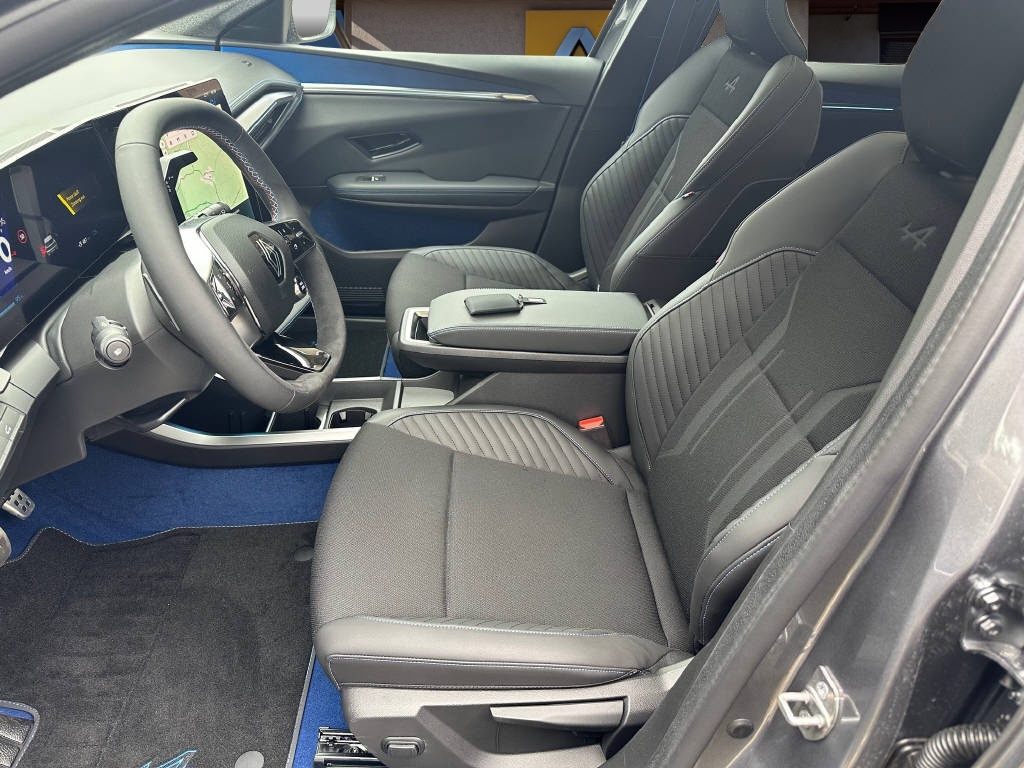 RENAULT Scénic E-Tech esprit Alpine-image-7