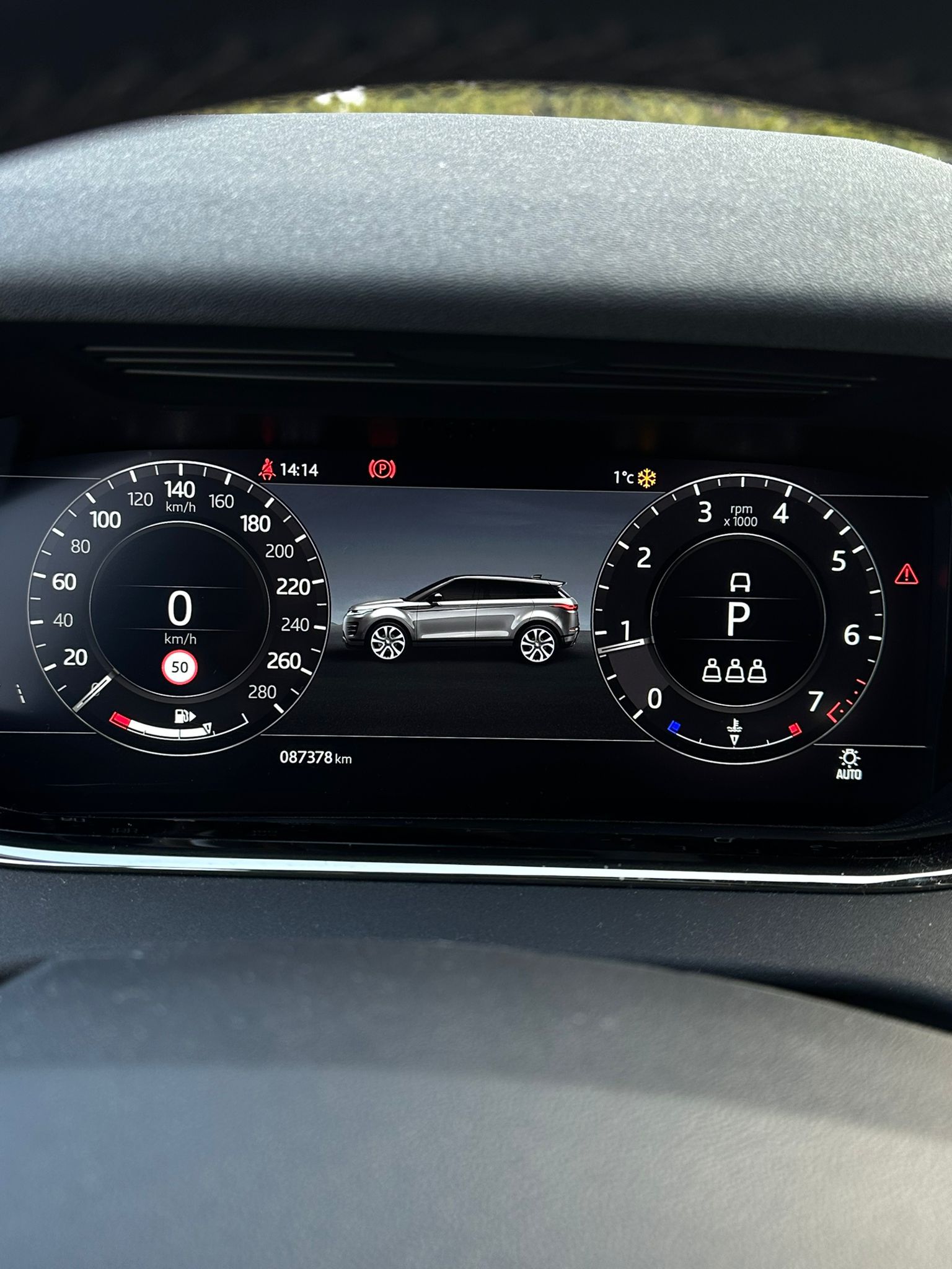 LAND ROVER Range Rover Evoque R-Dynamic P 200 SE AT9-image-10