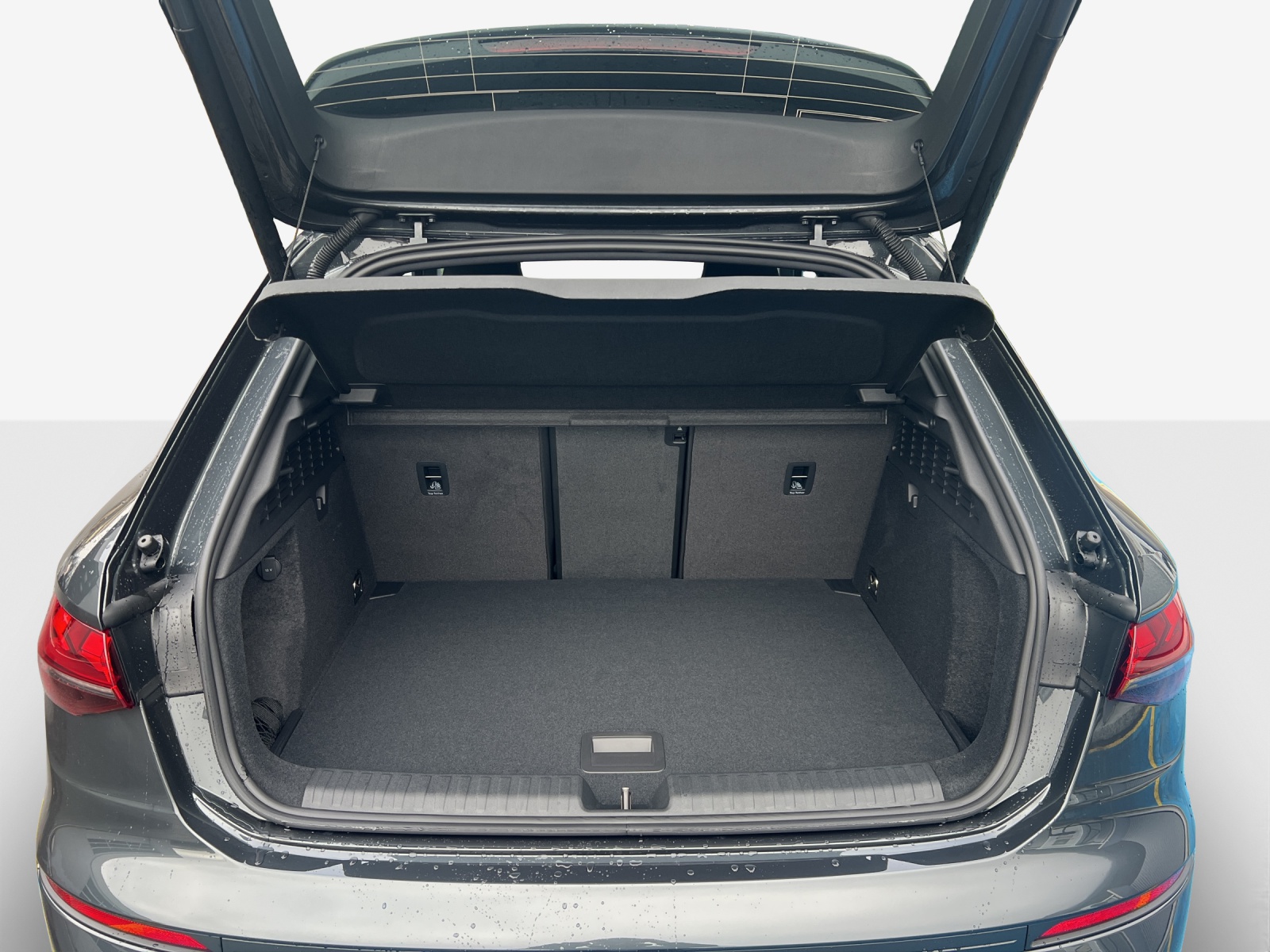 AUDI A3 Sportback 35 TFSI Attraction S-tronic-image-12