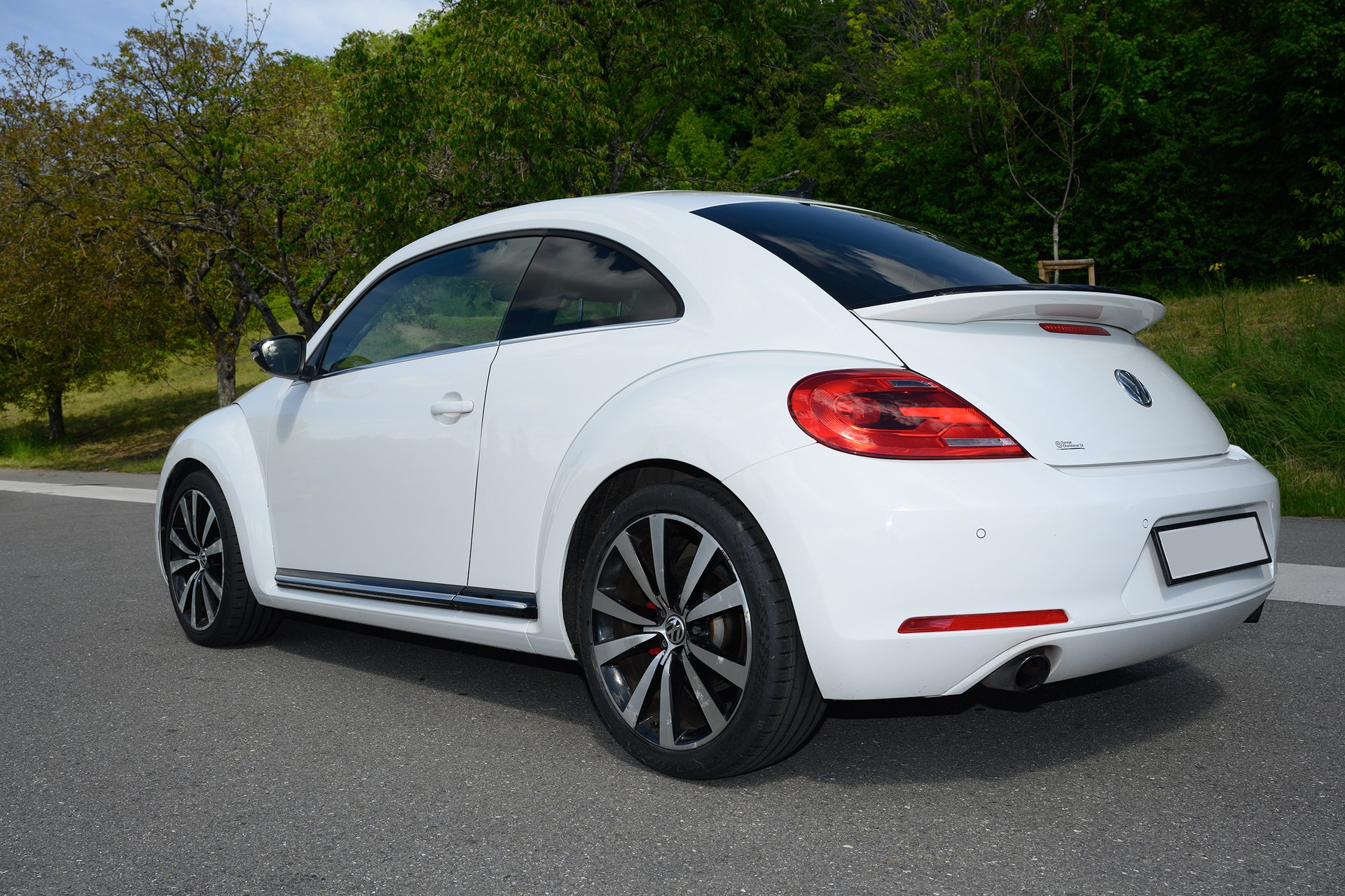 VW Beetle 2.0 TSI Sport DSG-image-3