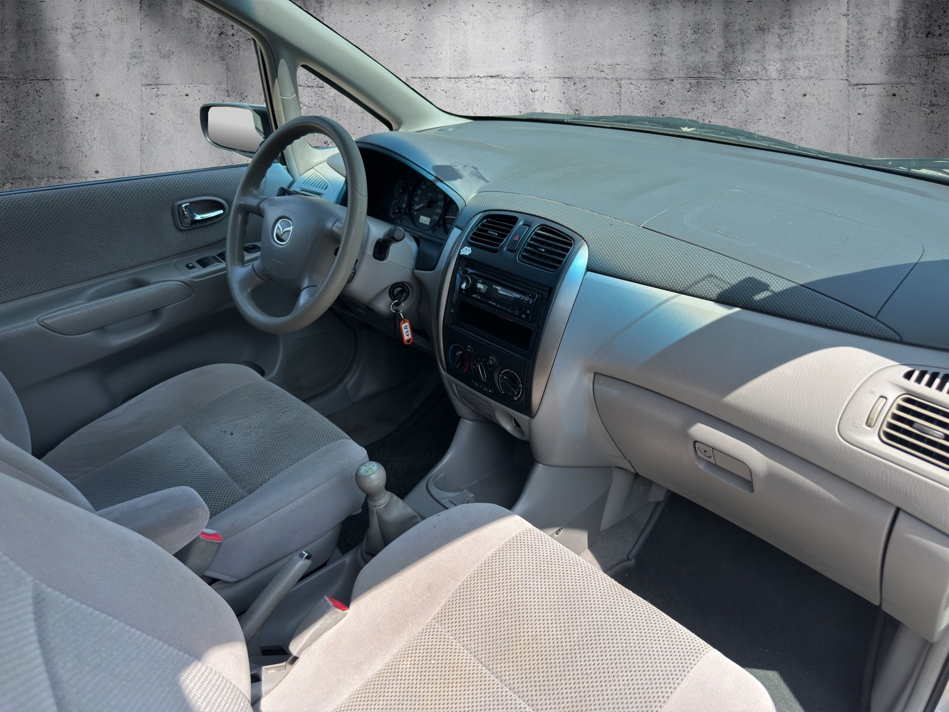 MAZDA Premacy 2.0-16V TD-image-8