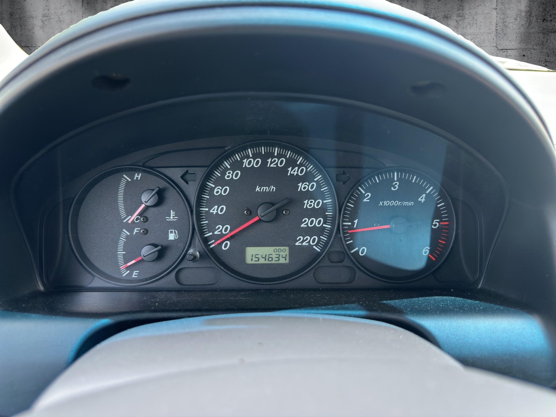 MAZDA Premacy 2.0-16V TD-image-12