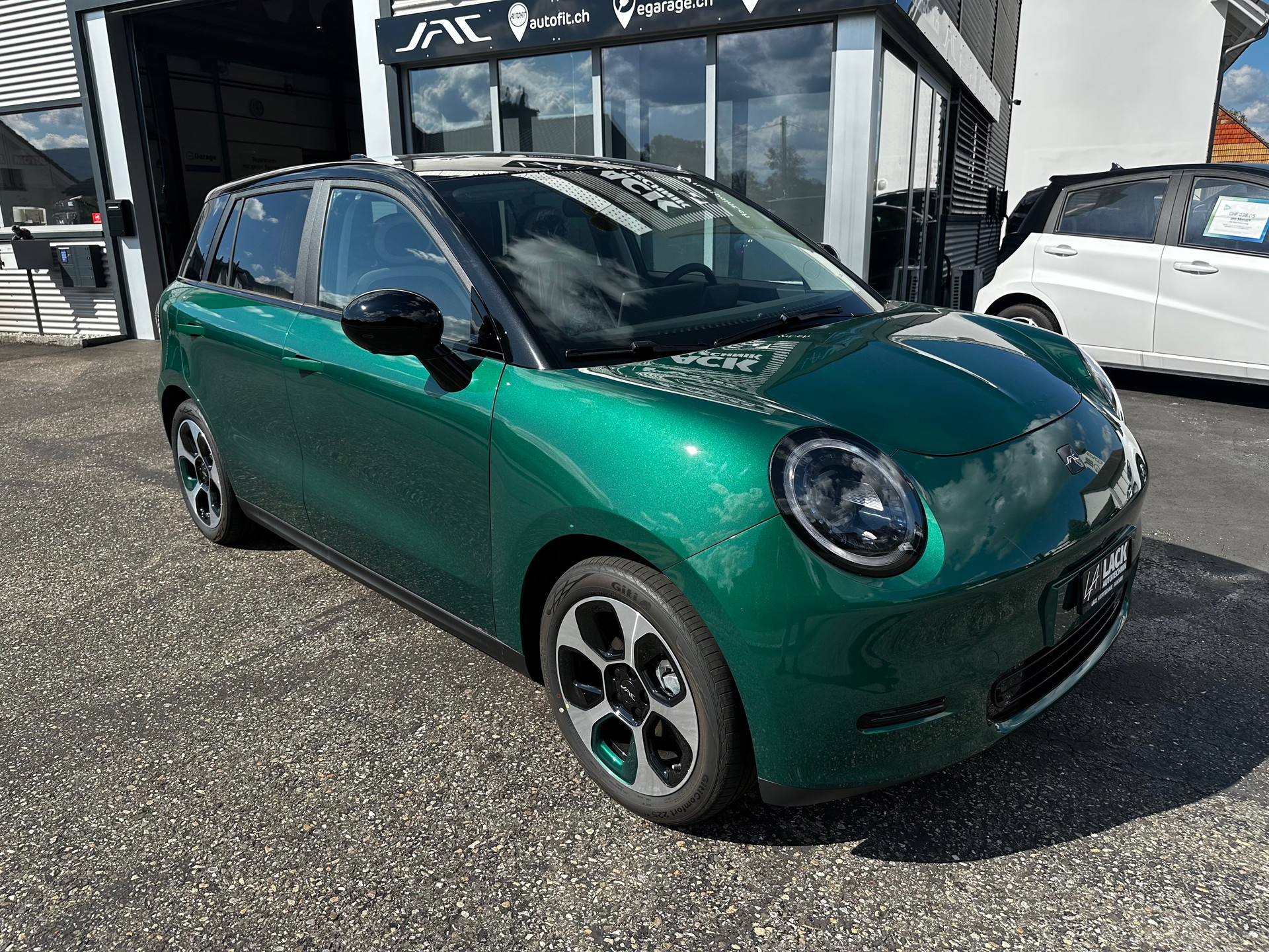 JAC E30X 51 kWh 374km Reichweite **sofort verfügbar**-showroom-element-2