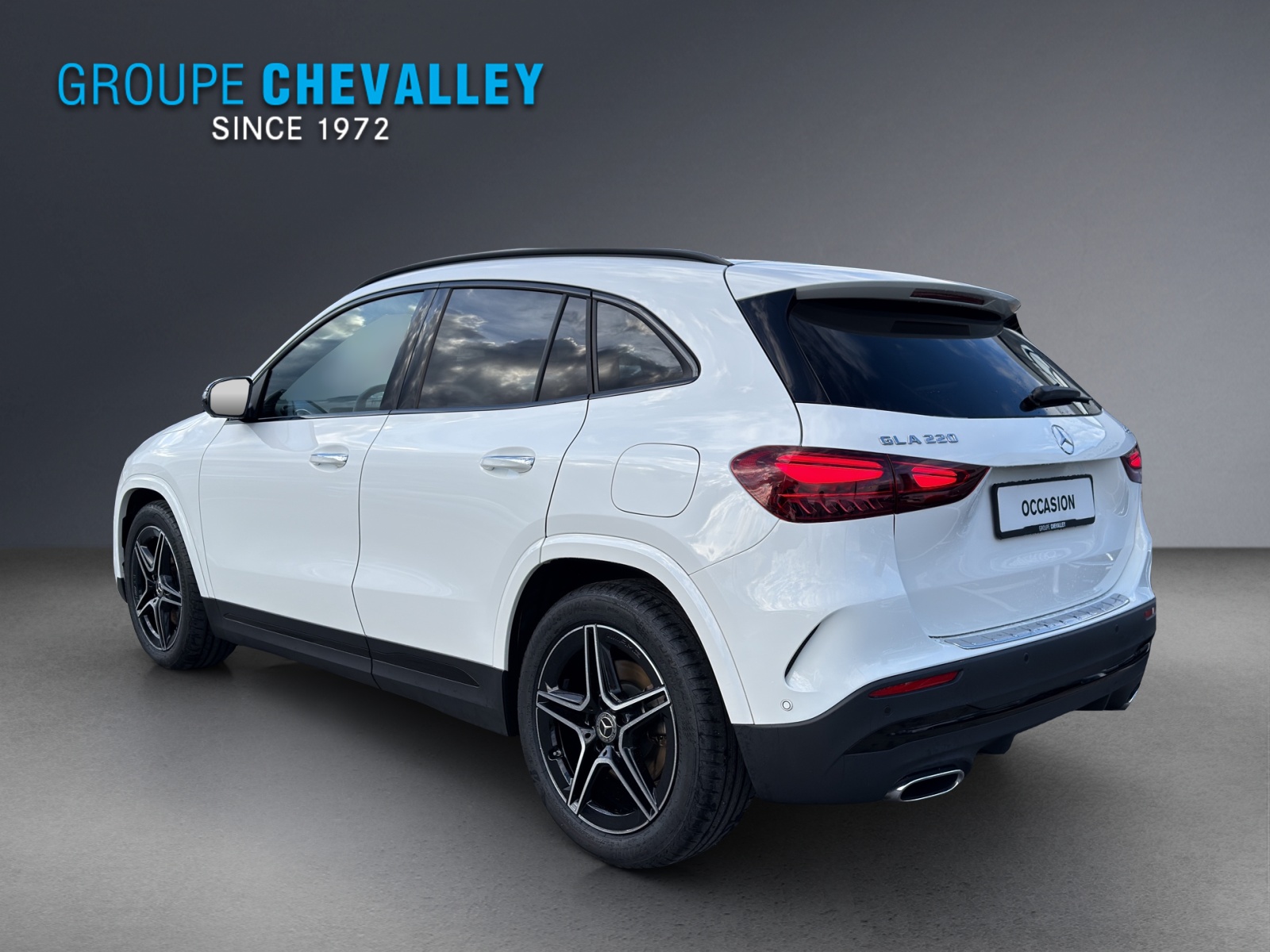 MERCEDES-BENZ GLA 220 4Matic 8G-DCT-image-3