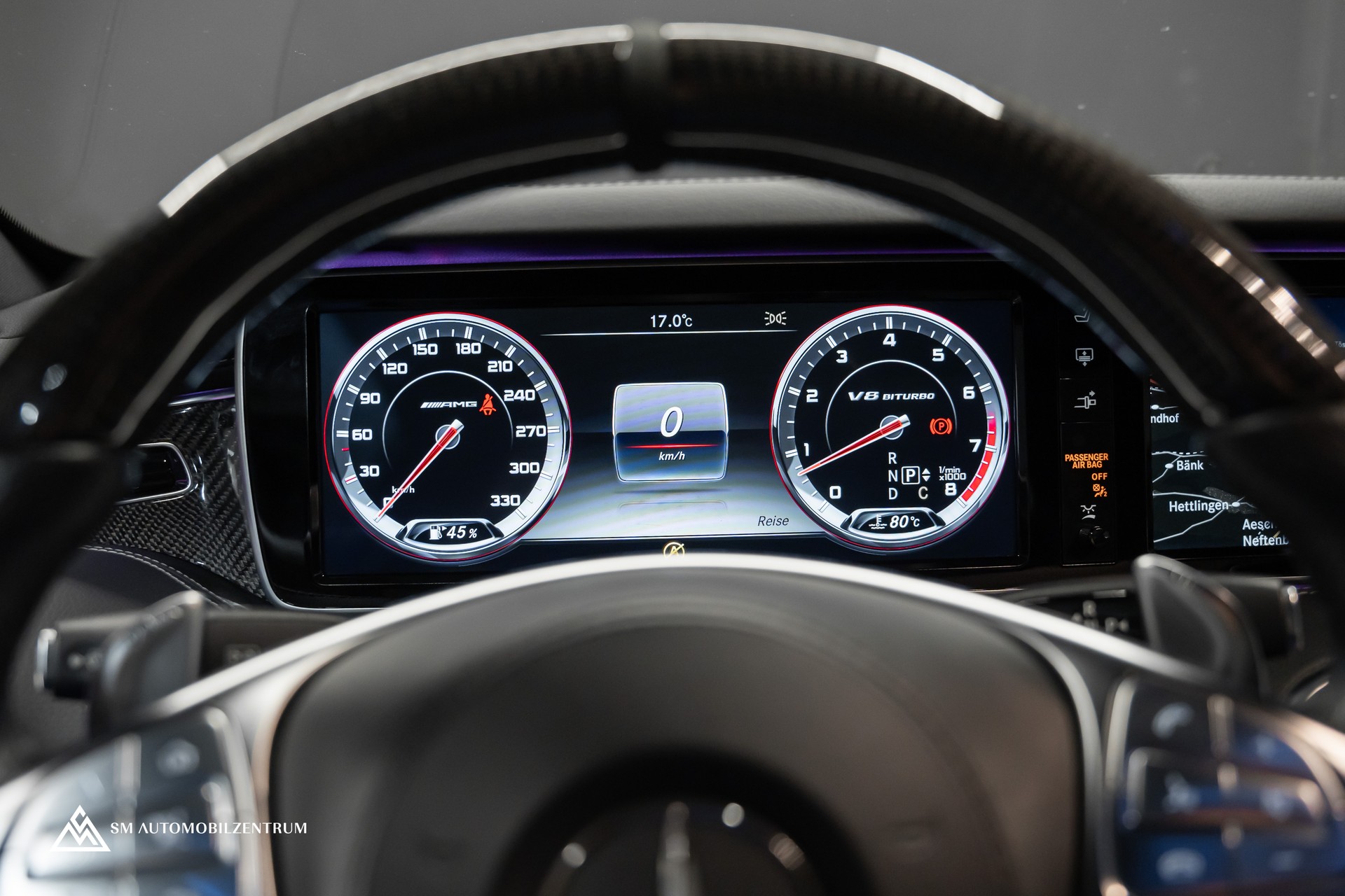 MERCEDES-BENZ S 63 V8 AMG Coupé / Sonderlackierung Designo / Panorama / Burmester-image-23