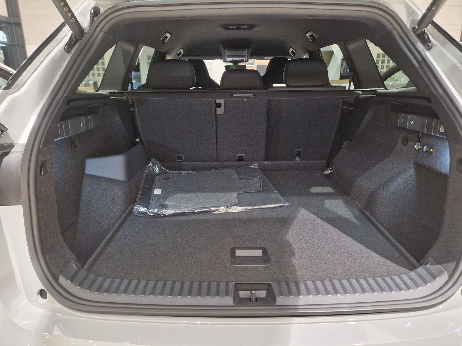 SKODA Kodiaq 2.0 TSI Sportline 4x4-image-5