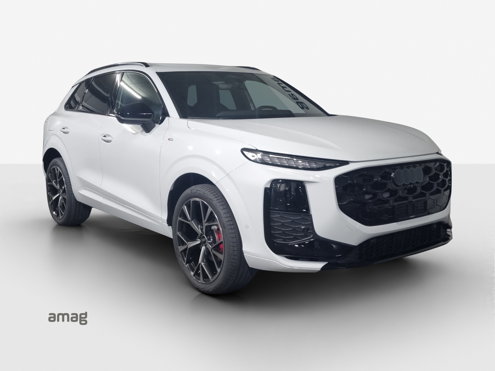 AUDI Q3 SUV 110 kW TFSI S tronic-image-5