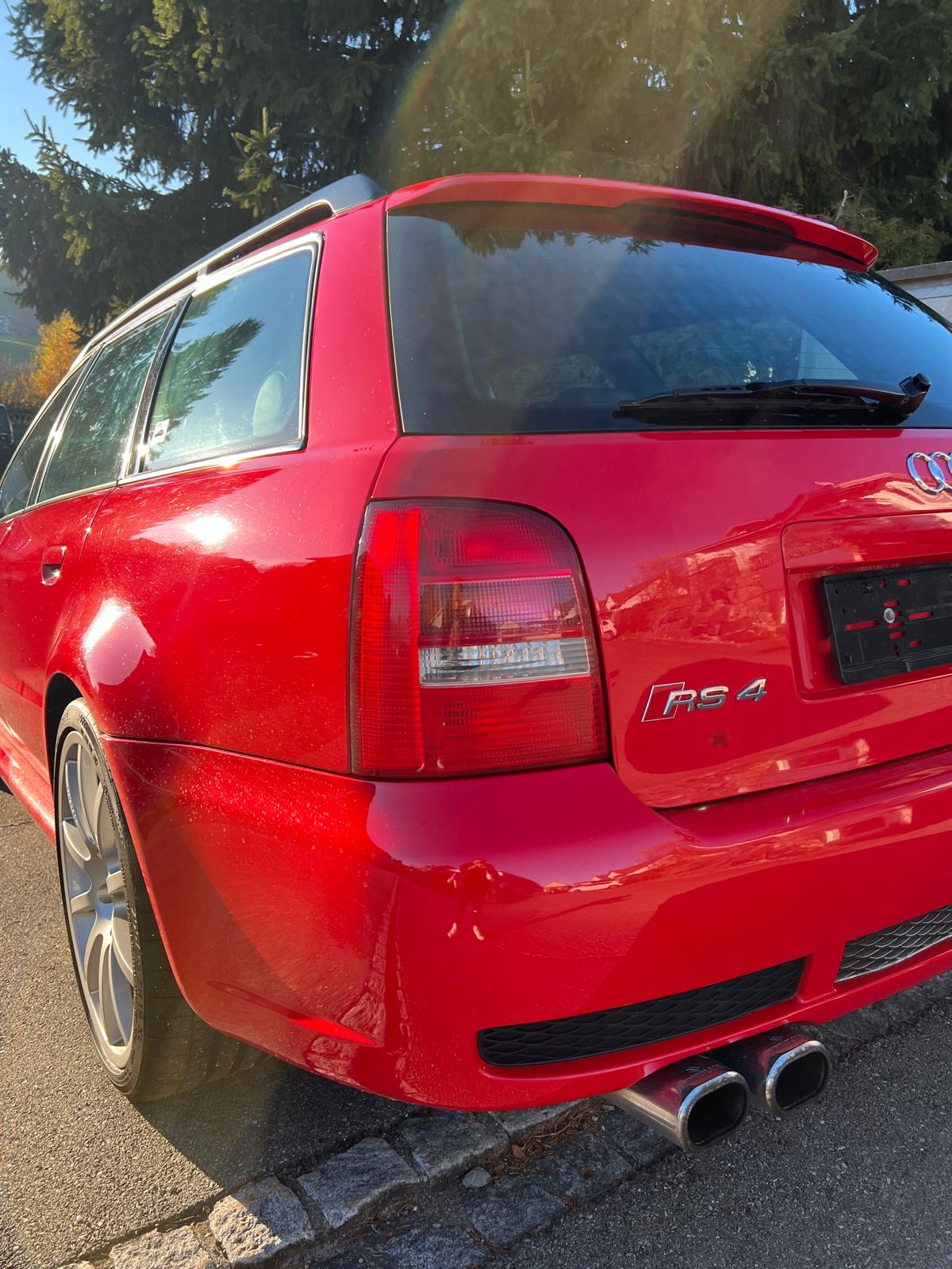 AUDI RS4 Avant quattro-image-6