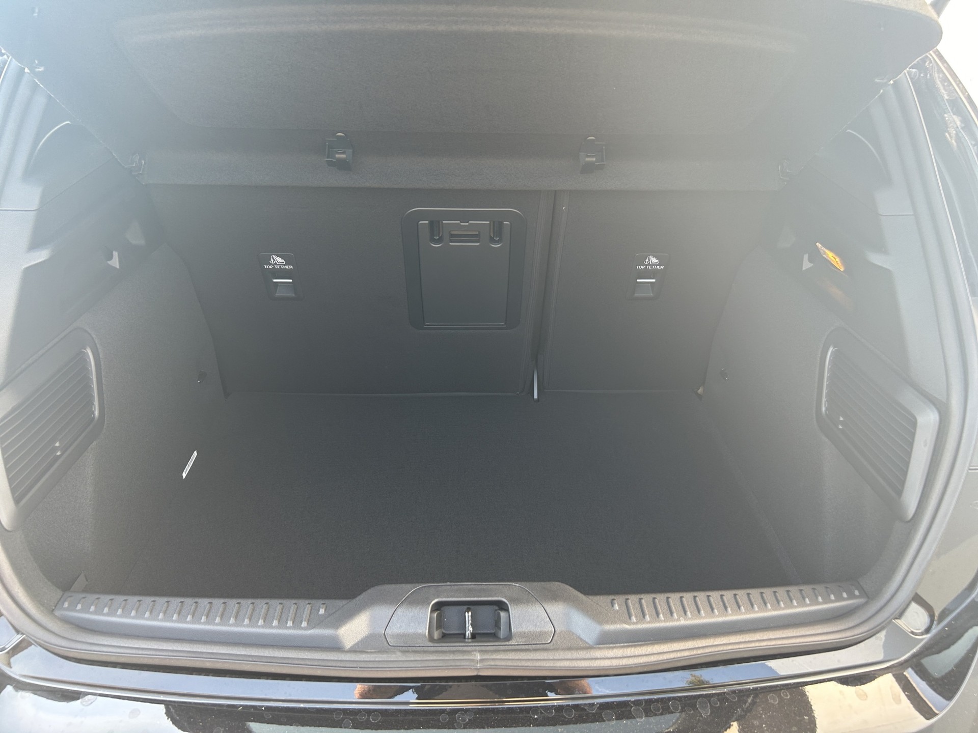 FORD Focus 1.0i EcoB Hybrid 155 ST-Line X-image-5