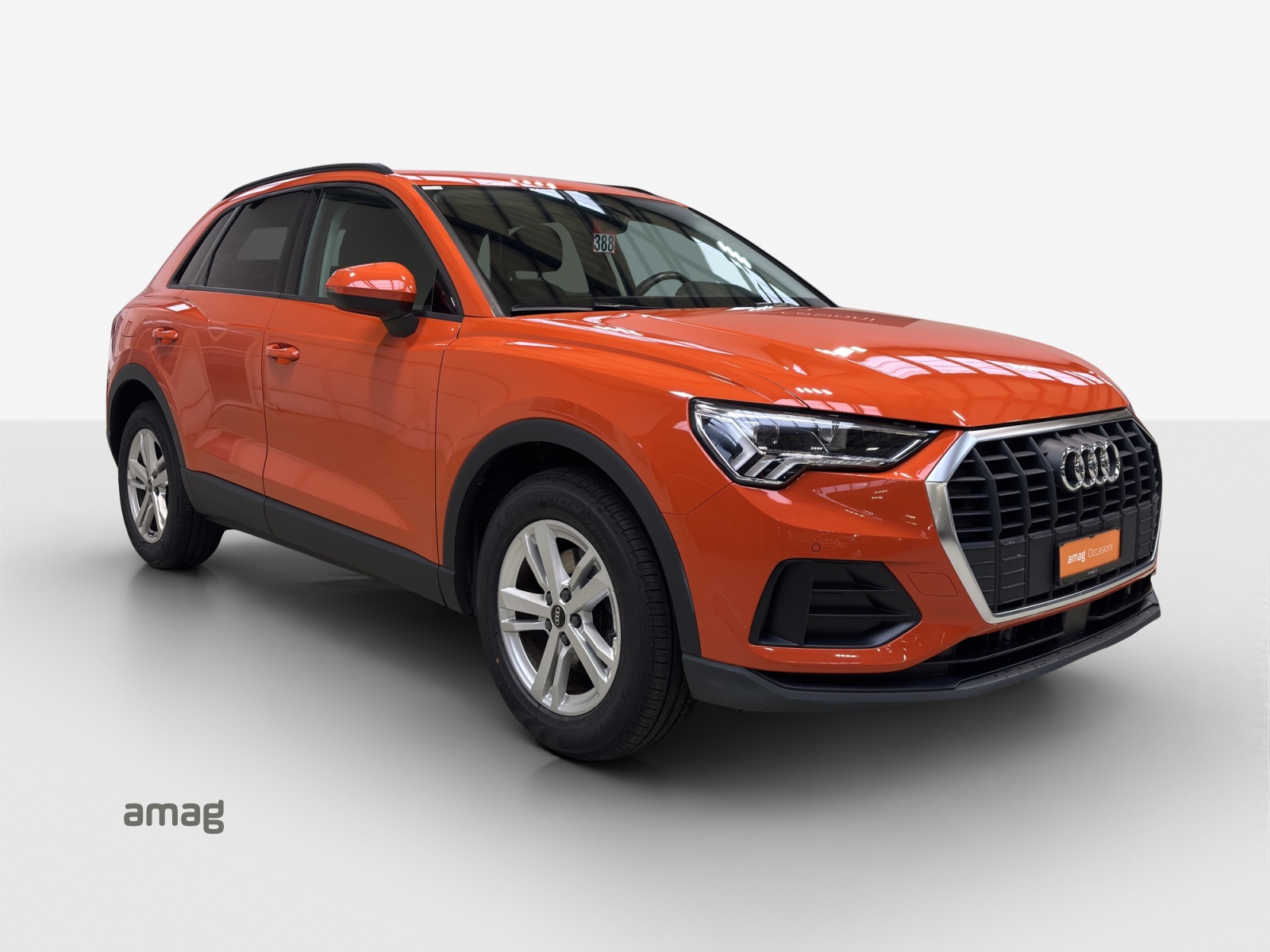 AUDI Q3 35 TFSI Attraction S-tronic-image-5