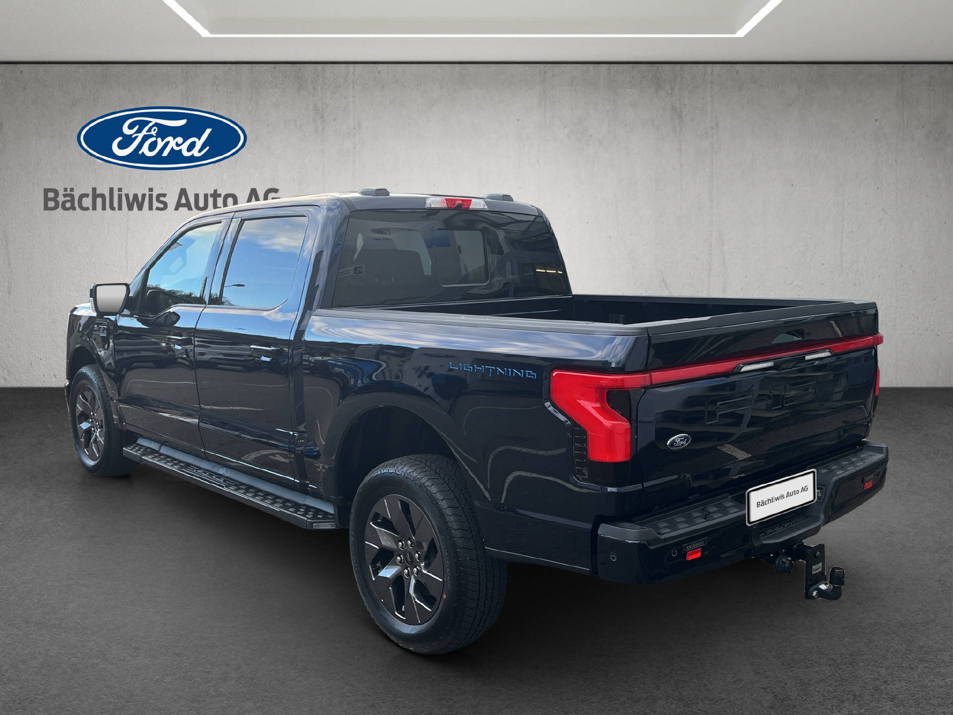 FORD F-150 Lightning DKab.Pick-up 98 kWh Lariat Launch Edition-image-2