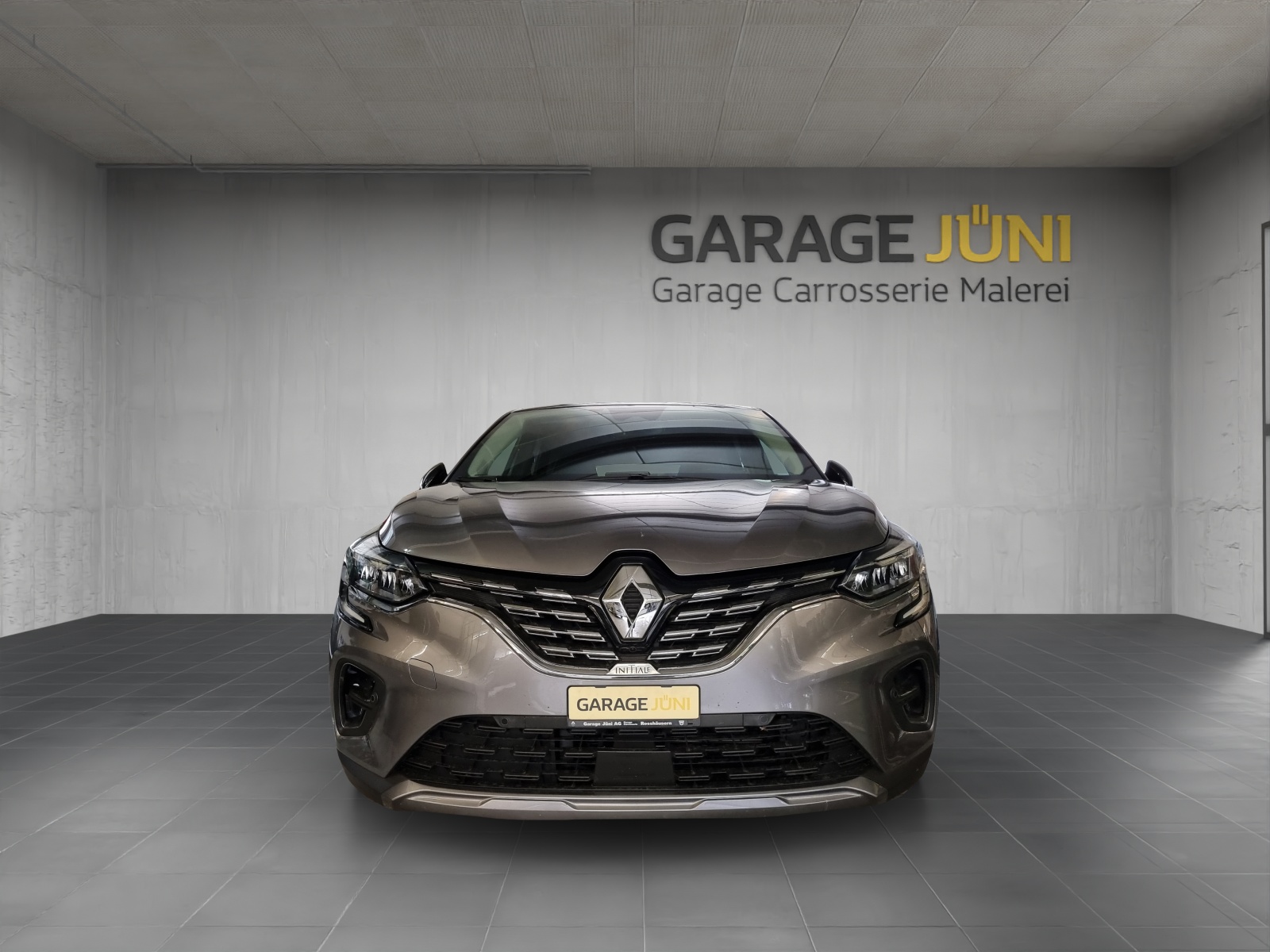 RENAULT Captur 1.6 E-Tech Plug-in Init-image-4