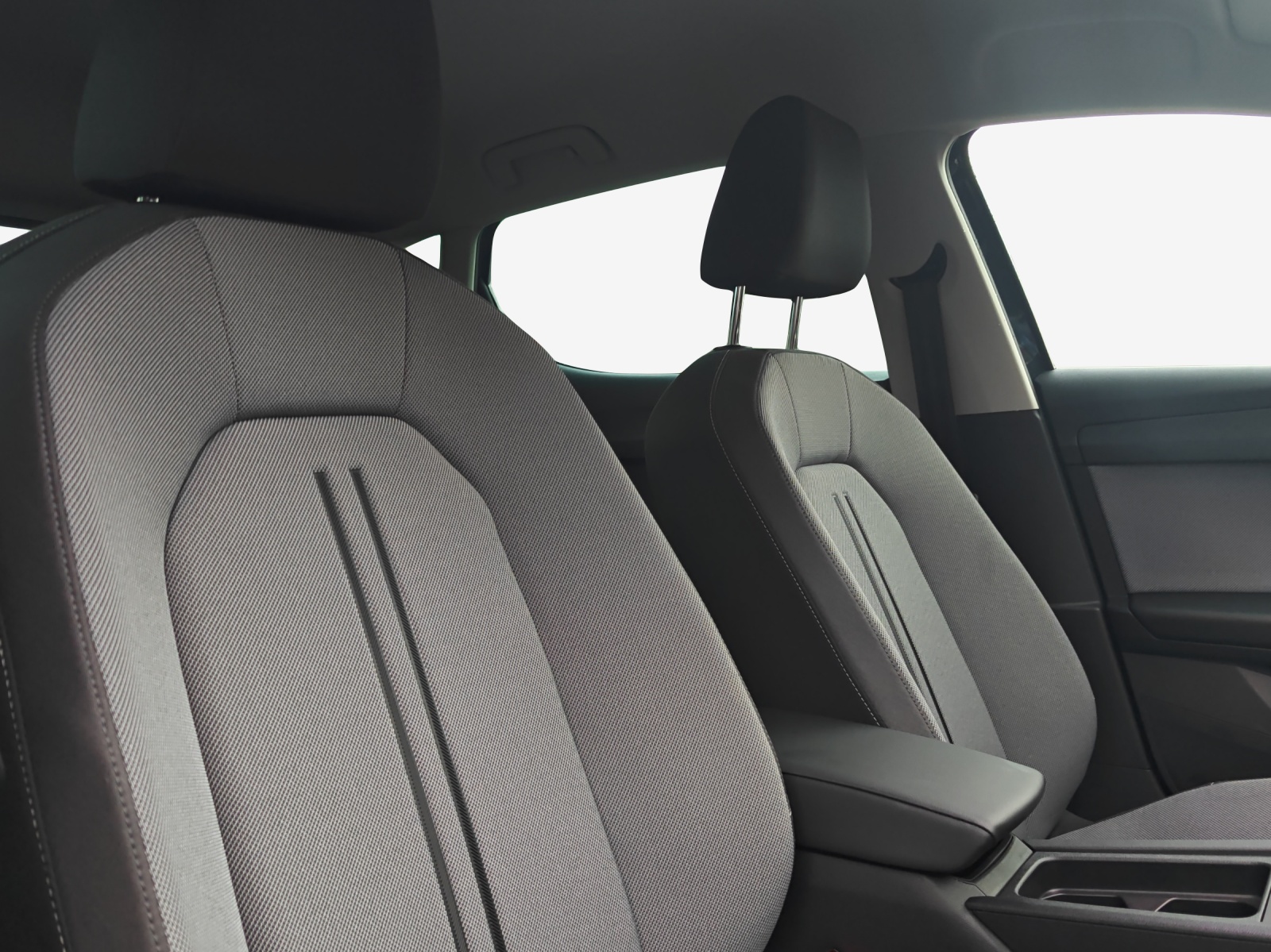 SEAT Leon 1.5 eTSI mHEV DSG Style-image-13