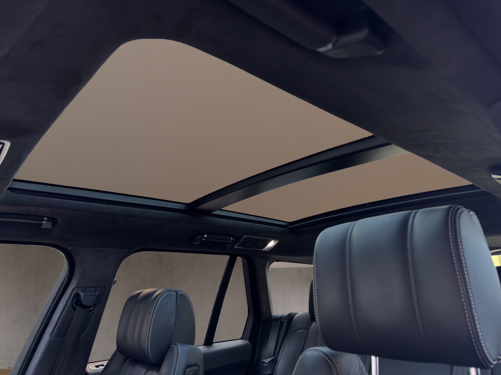 LAND ROVER Range Rover 4.4 SDV8 Vogue Automatic-image-22