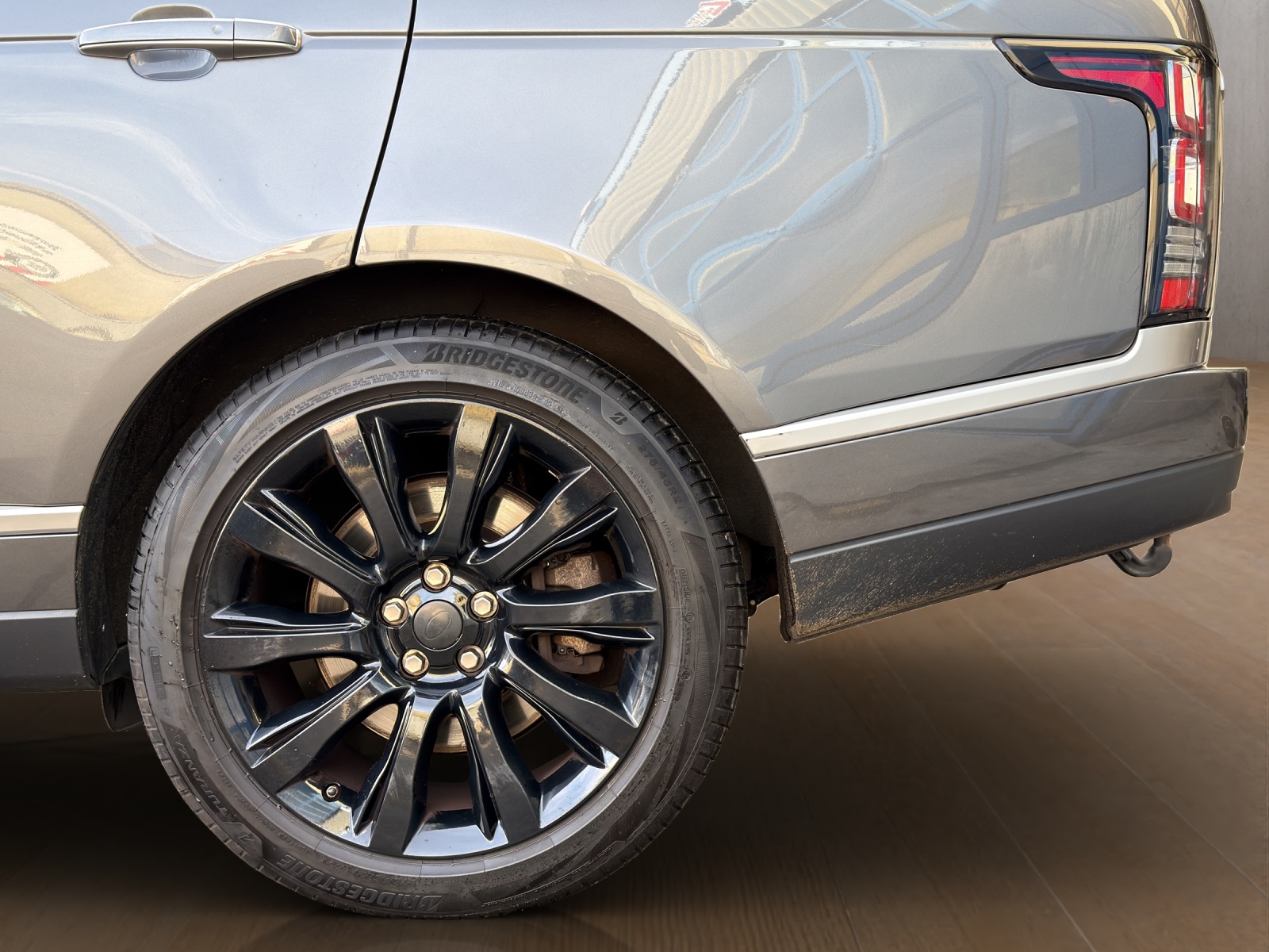 LAND ROVER Range Rover 4.4 SDV8 Vogue Automatic-image-24