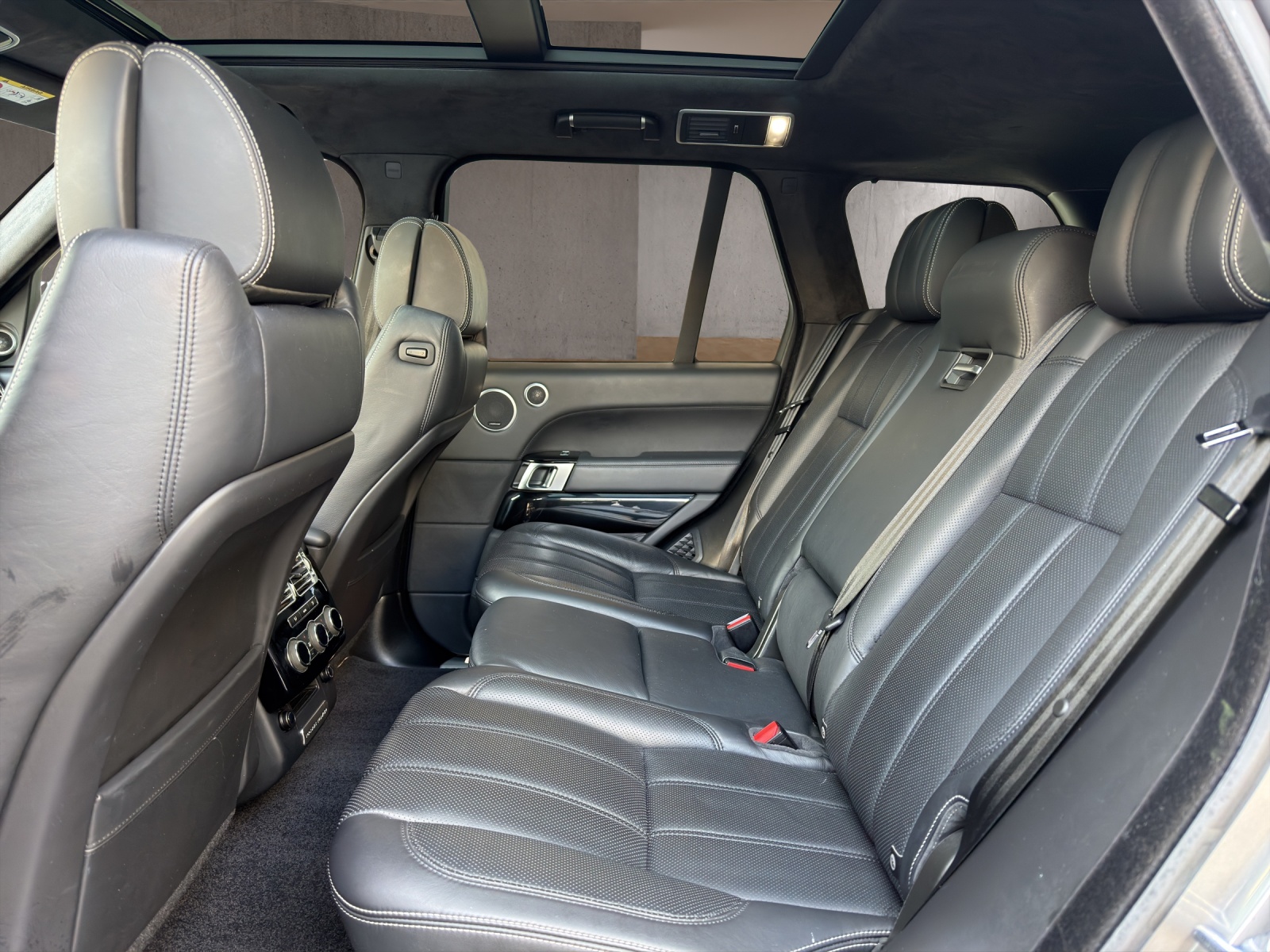 LAND ROVER Range Rover 4.4 SDV8 Vogue Automatic-image-6