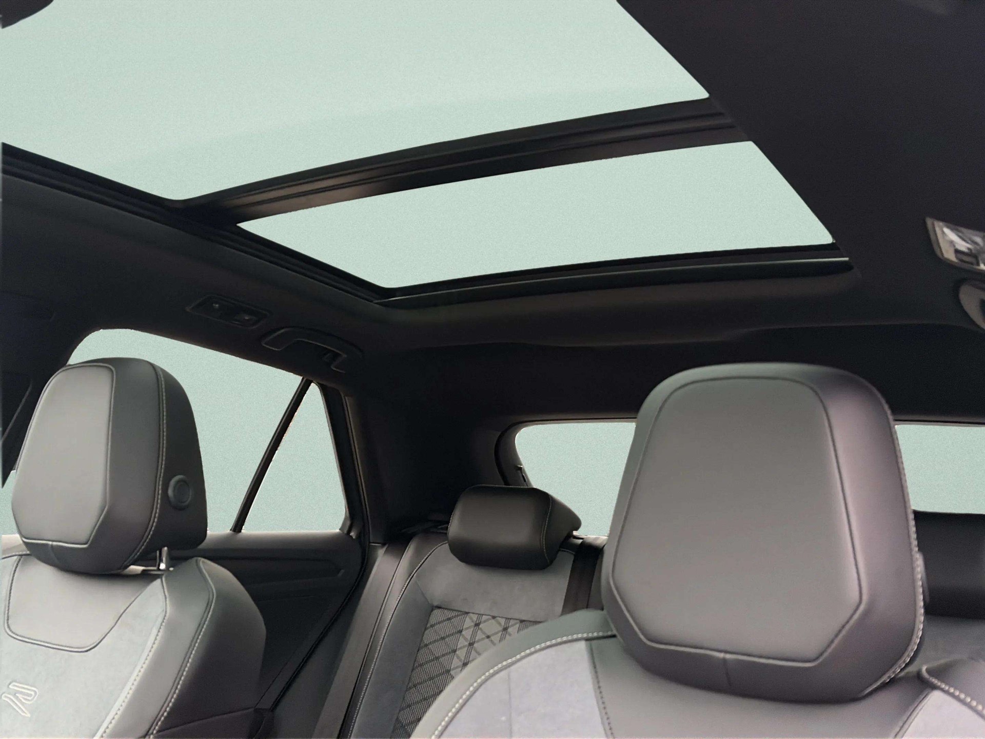 VW T-Roc 1.5 TSI EVO R-Line DSG-image-14