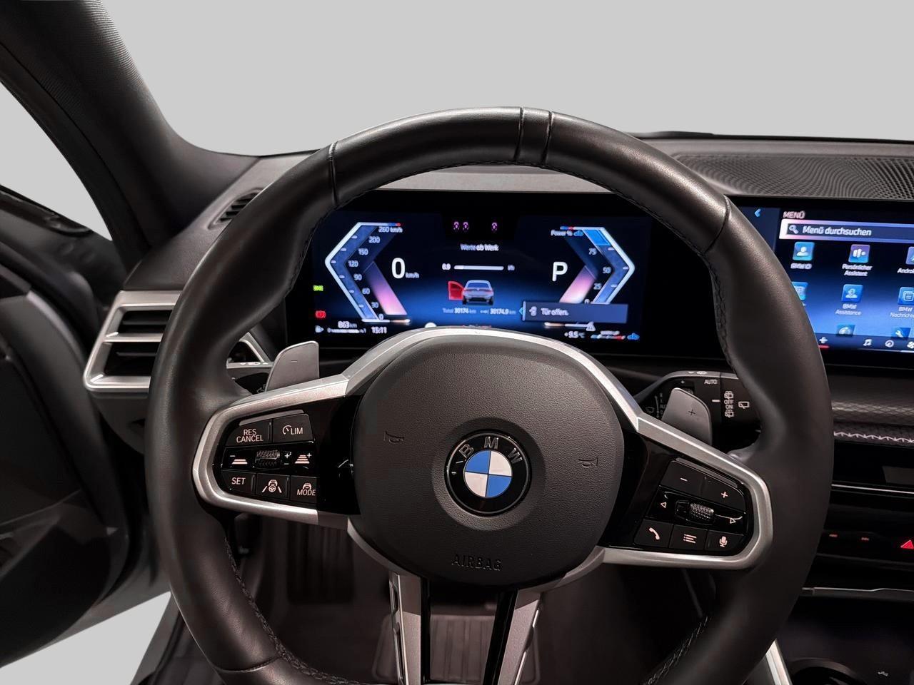 BMW 320d xDrive Touring M Sport-image-11