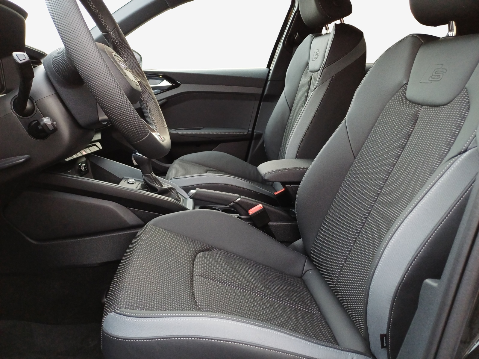 AUDI A1 allstreet 30 TFSI Attraction S-tronic-image-7