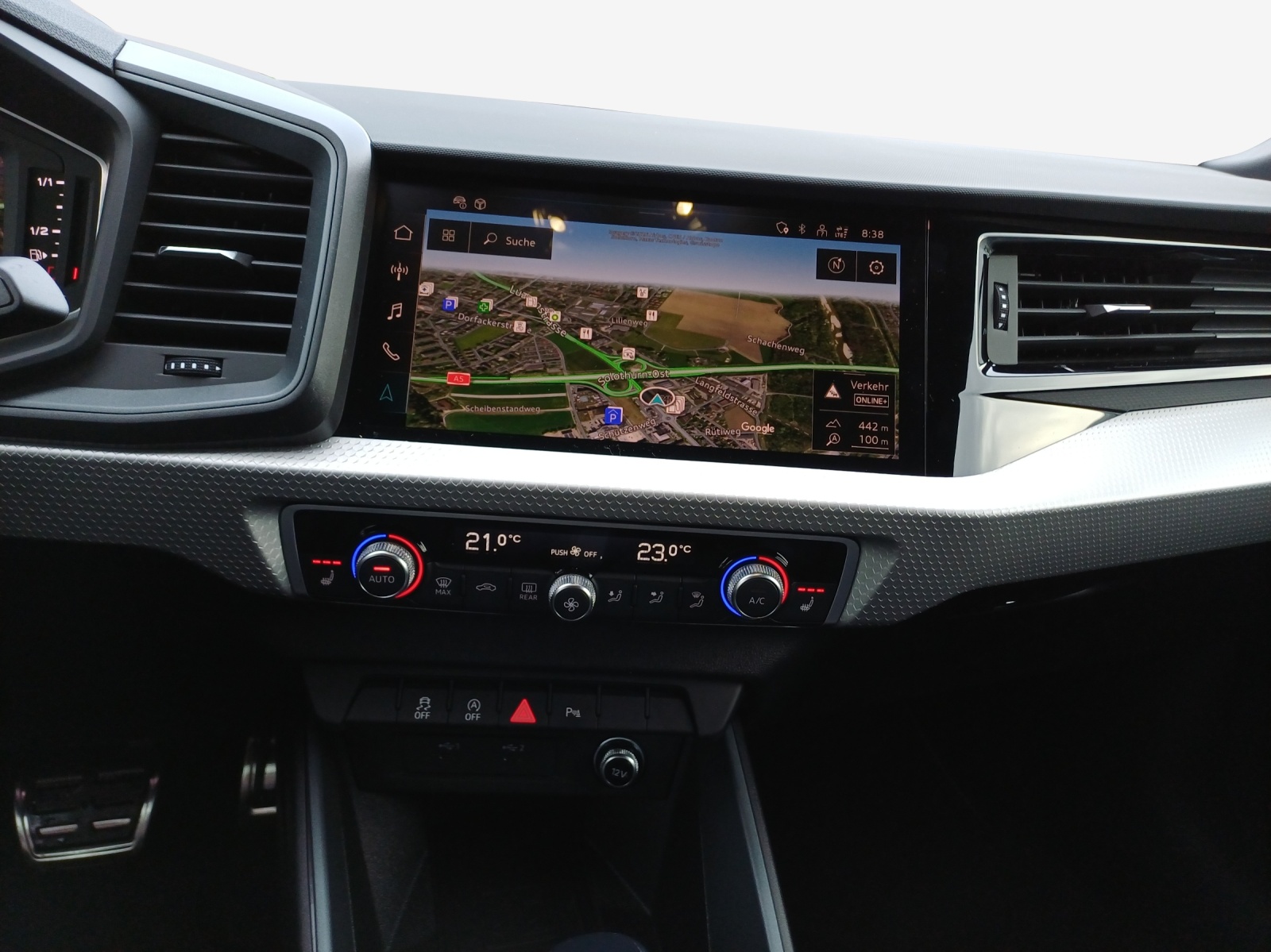 AUDI A1 allstreet 30 TFSI Attraction S-tronic-image-10
