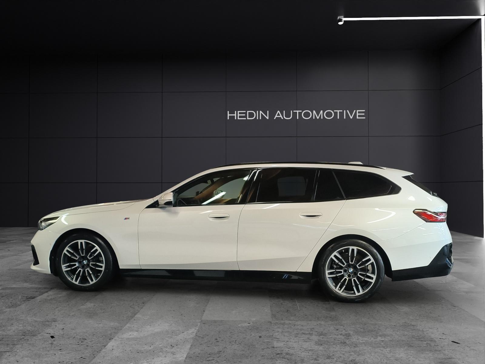 BMW 520d xDrive Touring-image-1