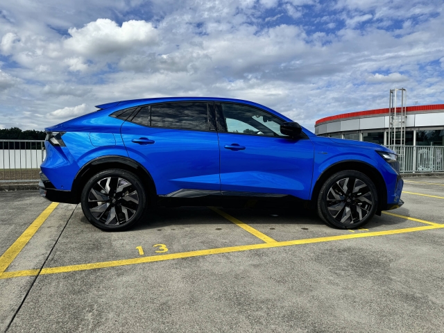 RENAULT Rafale 1.2 E-Tech esprit Alpin-image-4