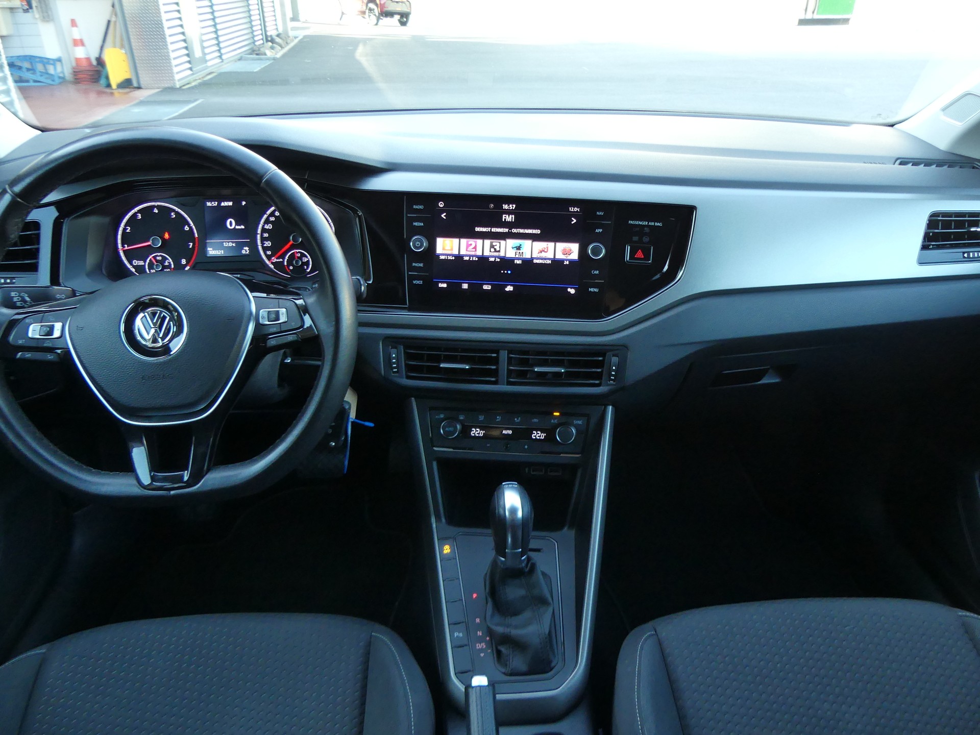 VW Polo 1.0 TSI BMT Highline DSG-image-14
