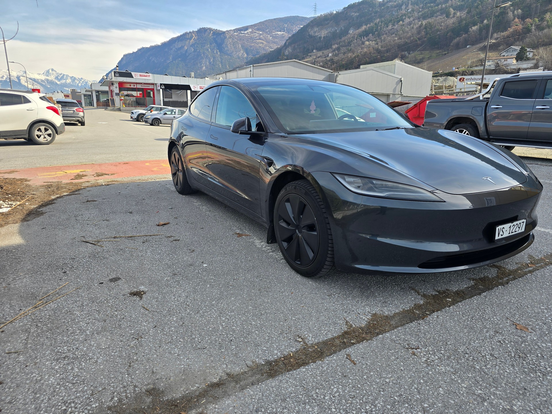 TESLA Model 3 Long Range Dual Motor AWD-image-0