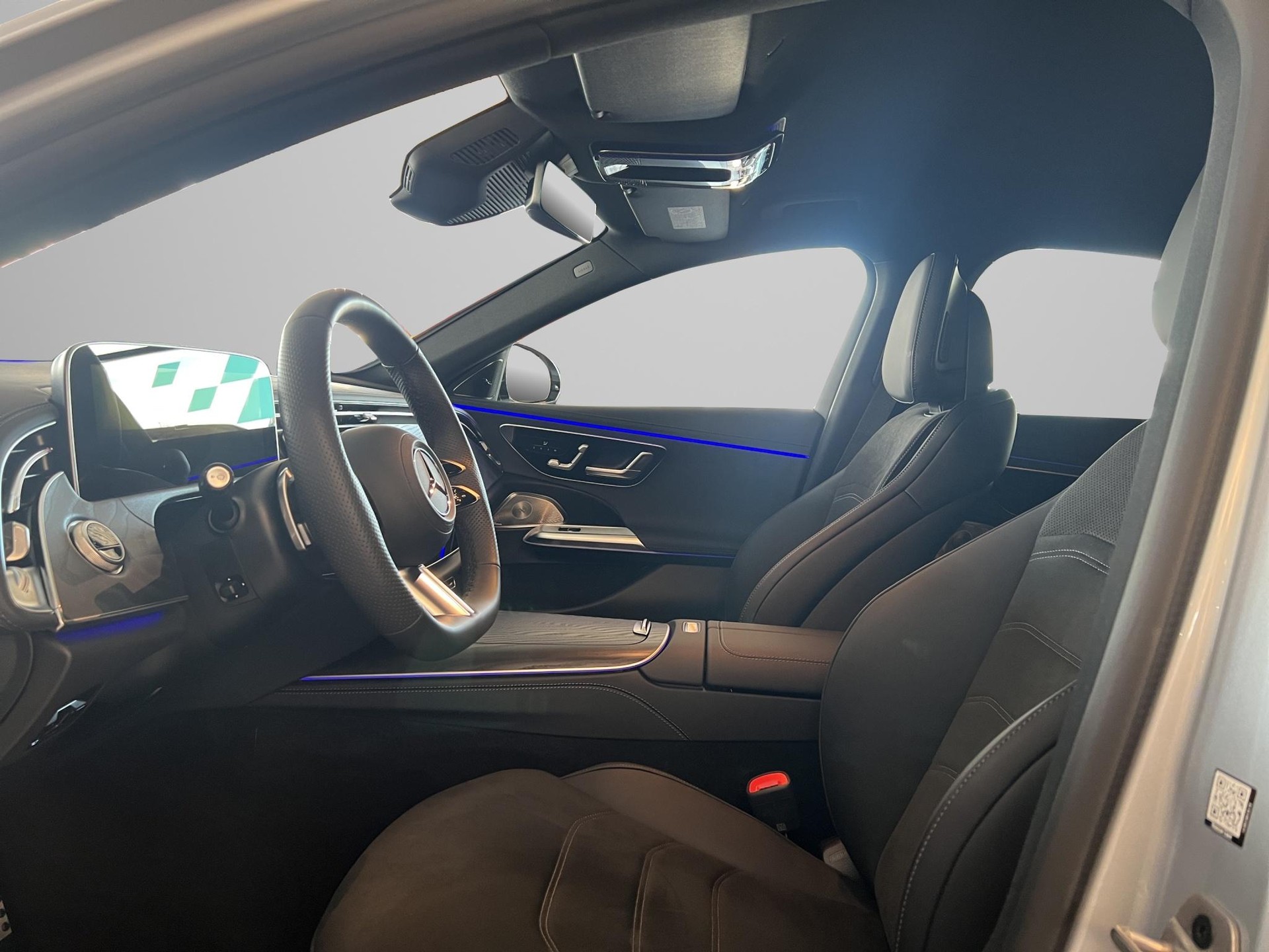 MERCEDES-BENZ E 450 d AMG Line 4matic-image-10
