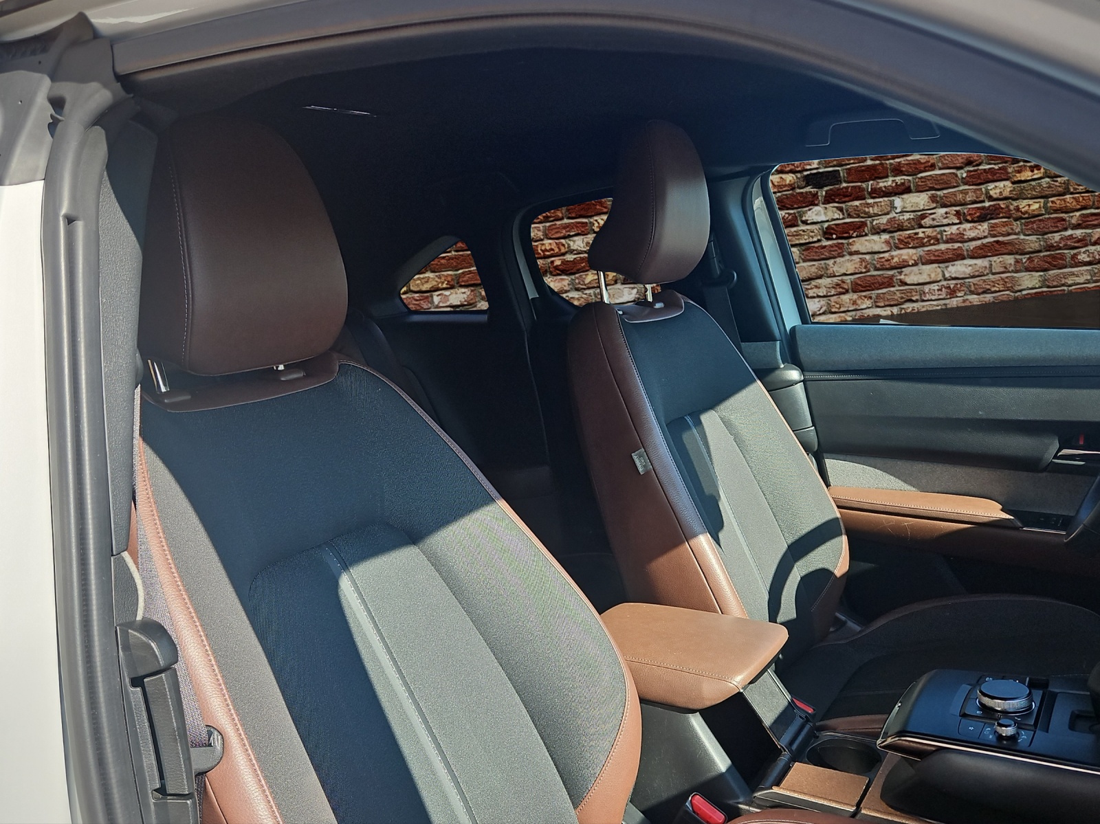 MAZDA MX-30 e-Skyactiv Revolution-image-14