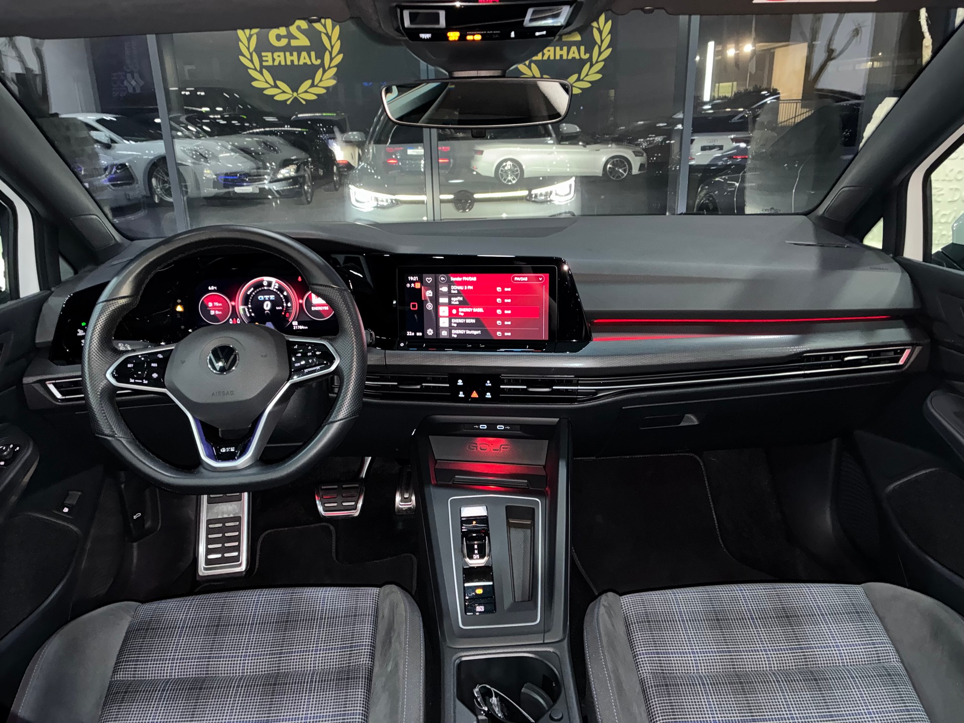 VW Golf 1.4 TSI PHEV GTE-image-7
