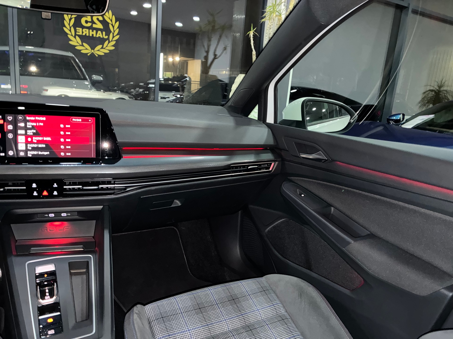 VW Golf 1.4 TSI PHEV GTE-image-9