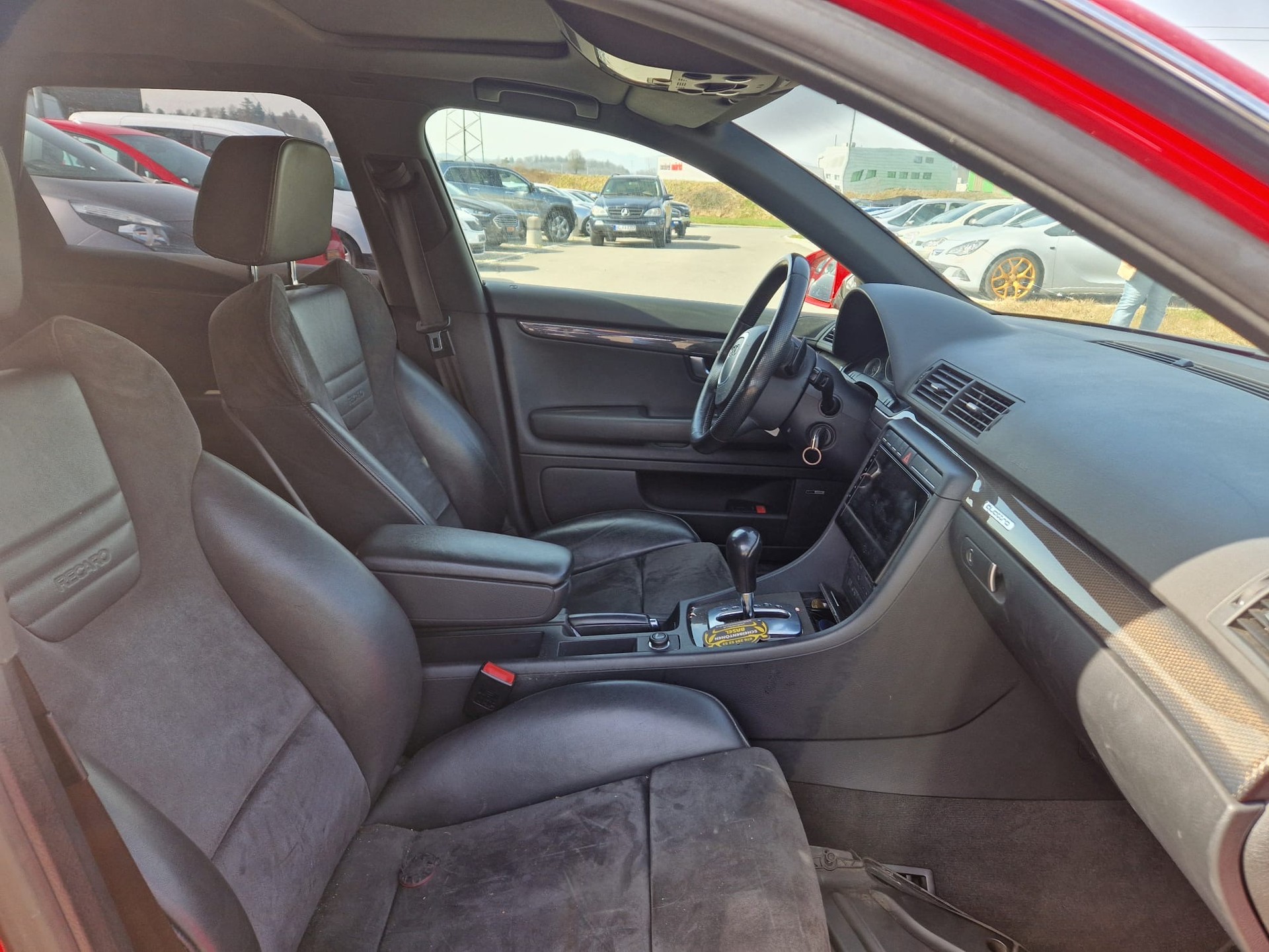 AUDI S4 Avant 4.2 V8 quattro-image-7