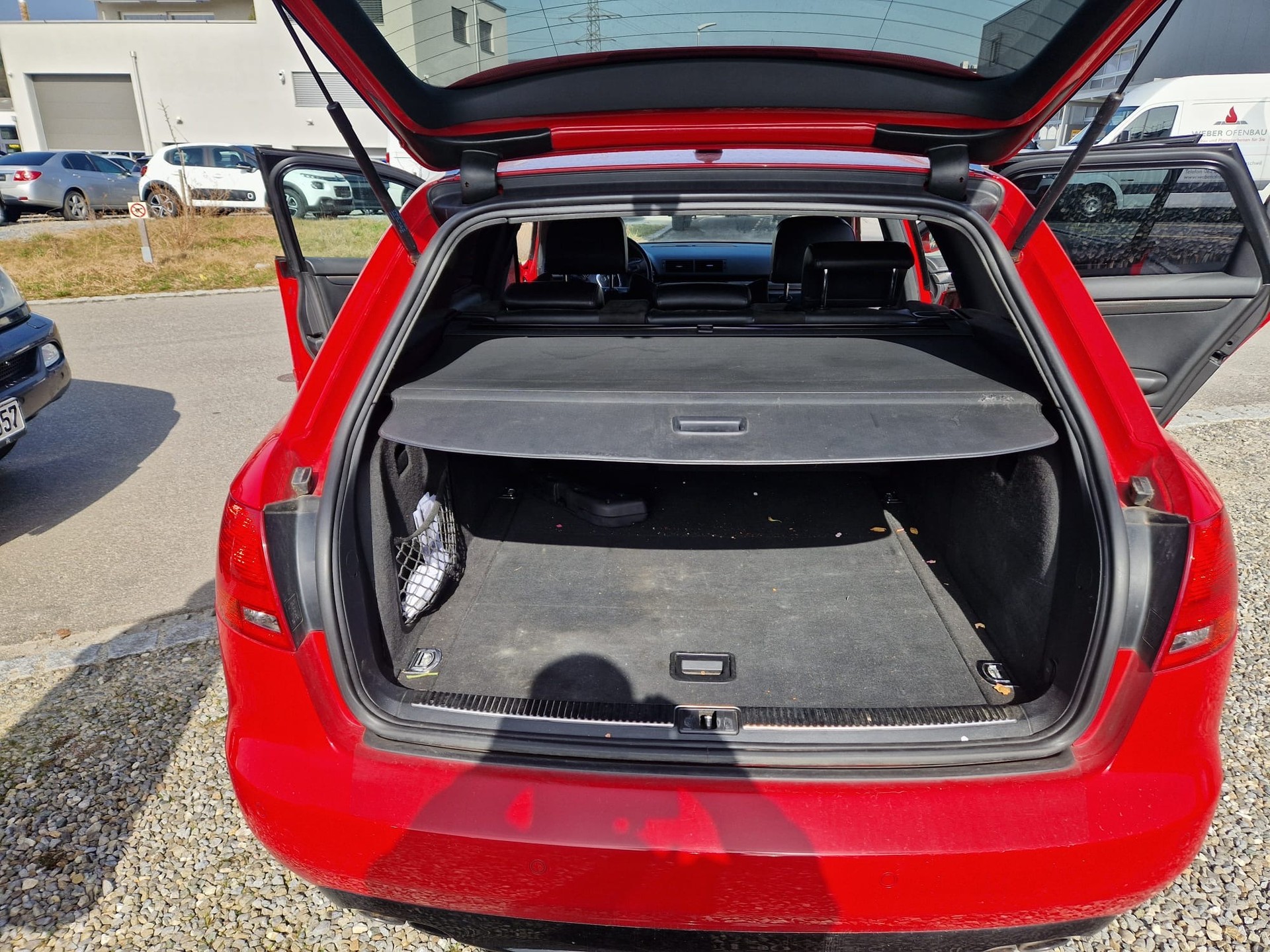 AUDI S4 Avant 4.2 V8 quattro-image-9