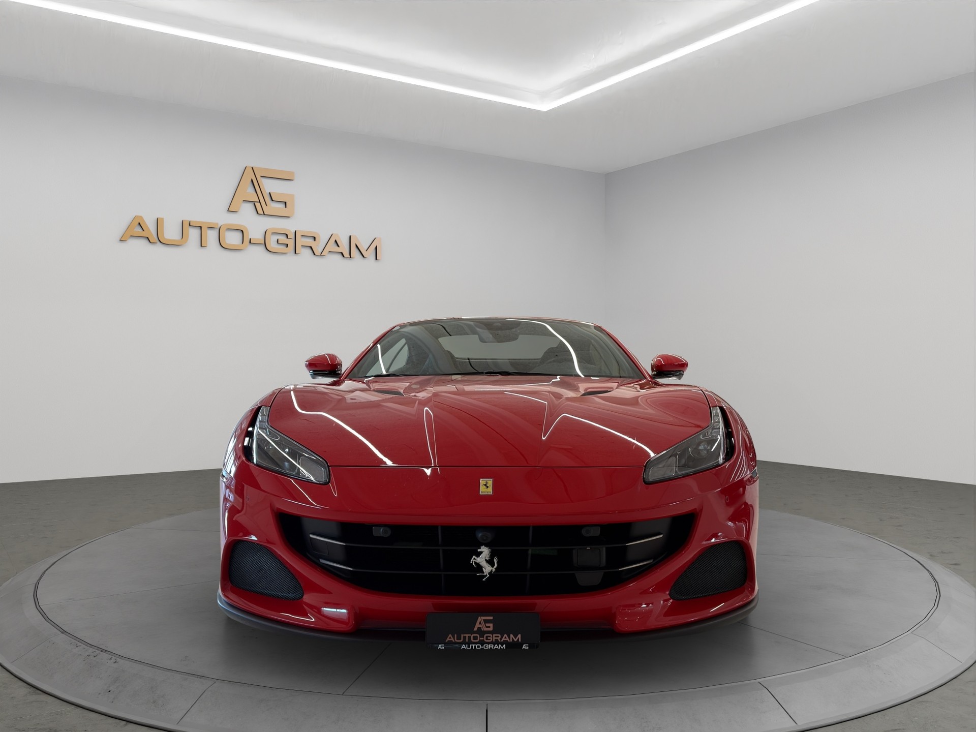 FERRARI Portofino M-image-7