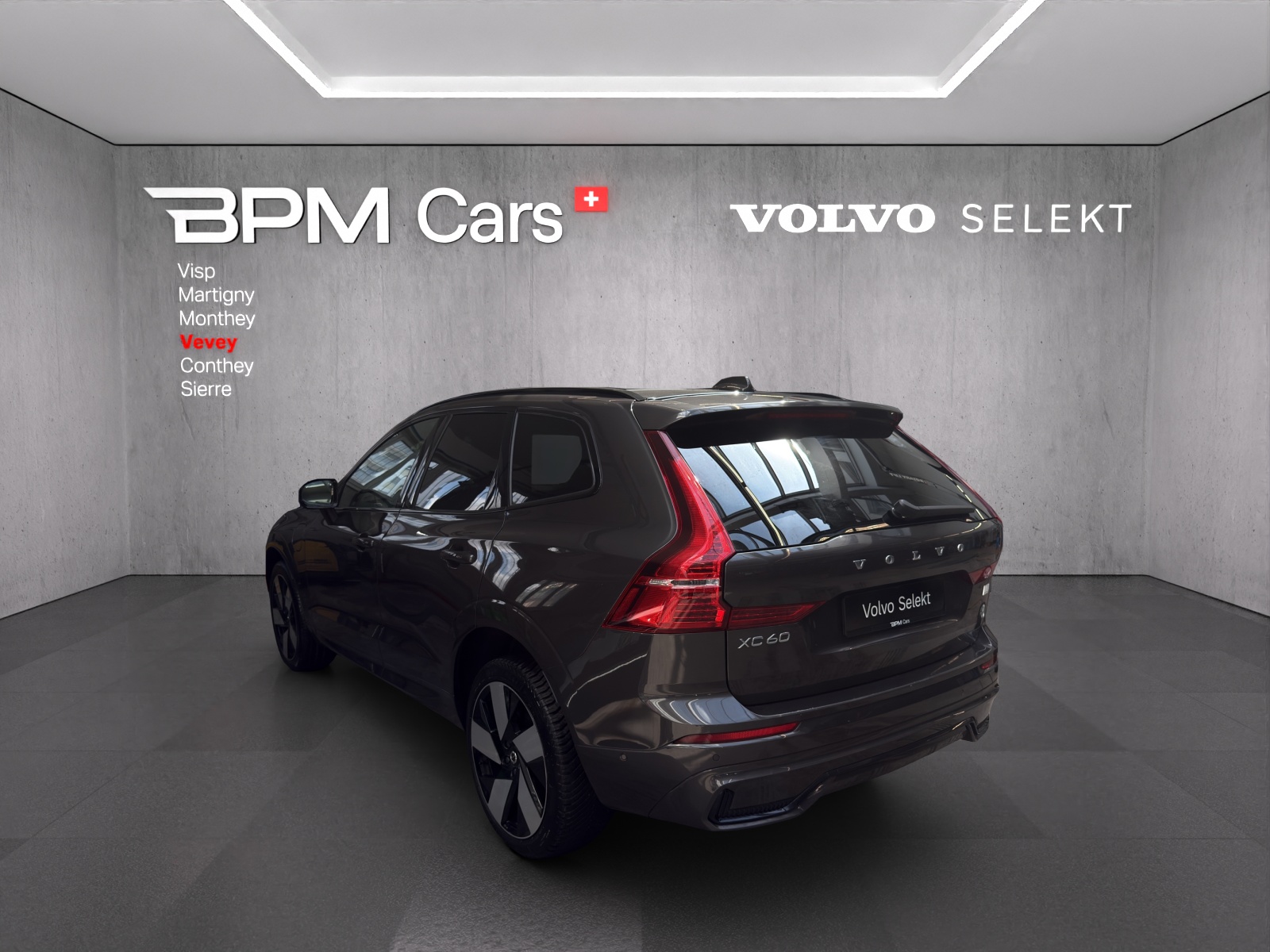 VOLVO XC60 T8 eAWD PluginHybrid Xcentric Geartronic-showroom-element-2