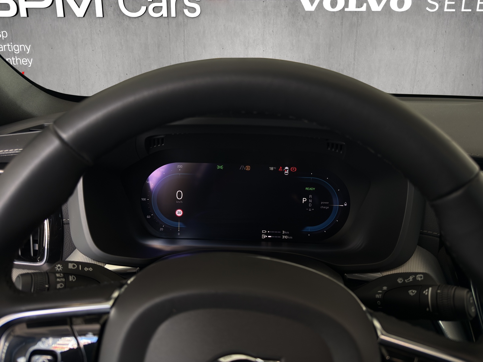 VOLVO XC60 T8 eAWD PluginHybrid Xcentric Geartronic-image-15