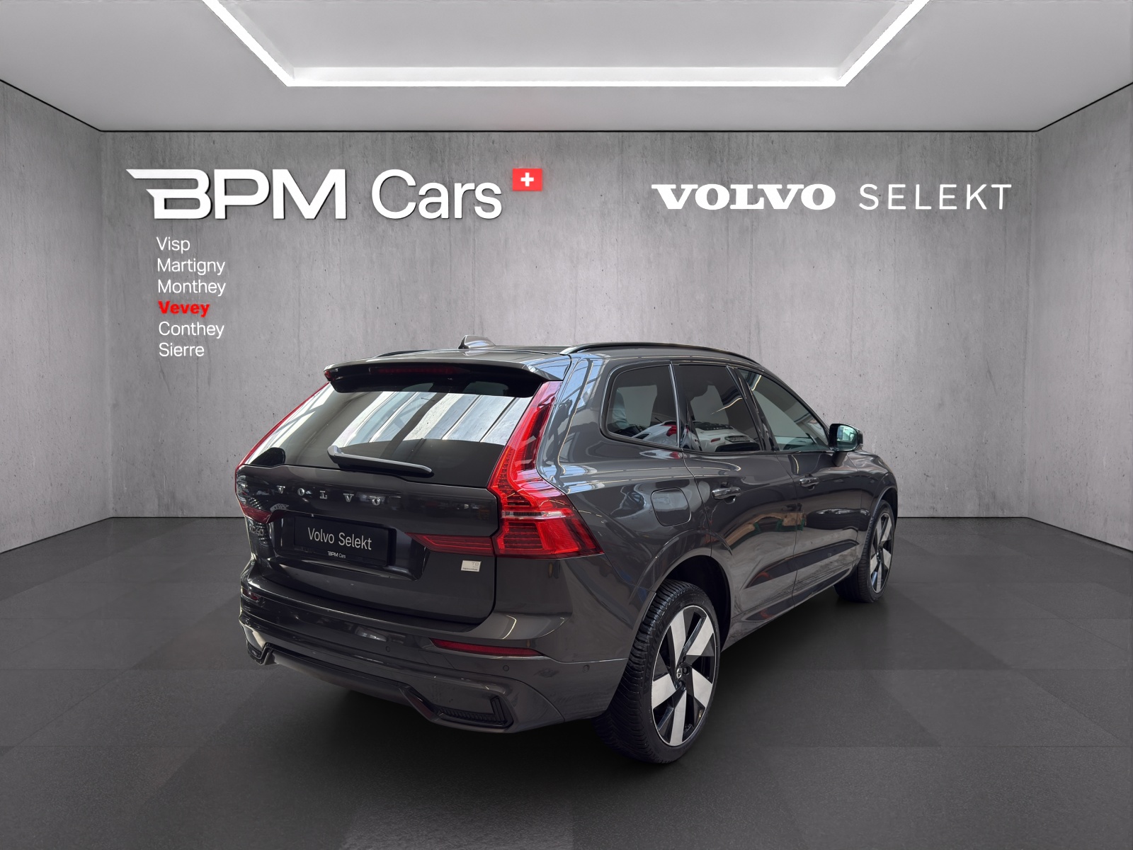 VOLVO XC60 T8 eAWD PluginHybrid Xcentric Geartronic-image-4