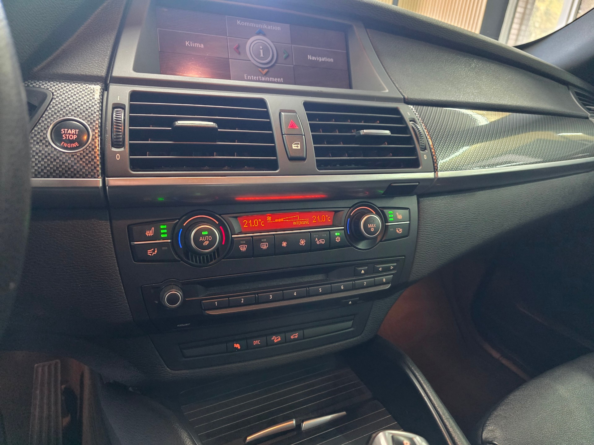 BMW X6 xDrive 35d Steptronic M-Sport Grau Satin Matt-image-15