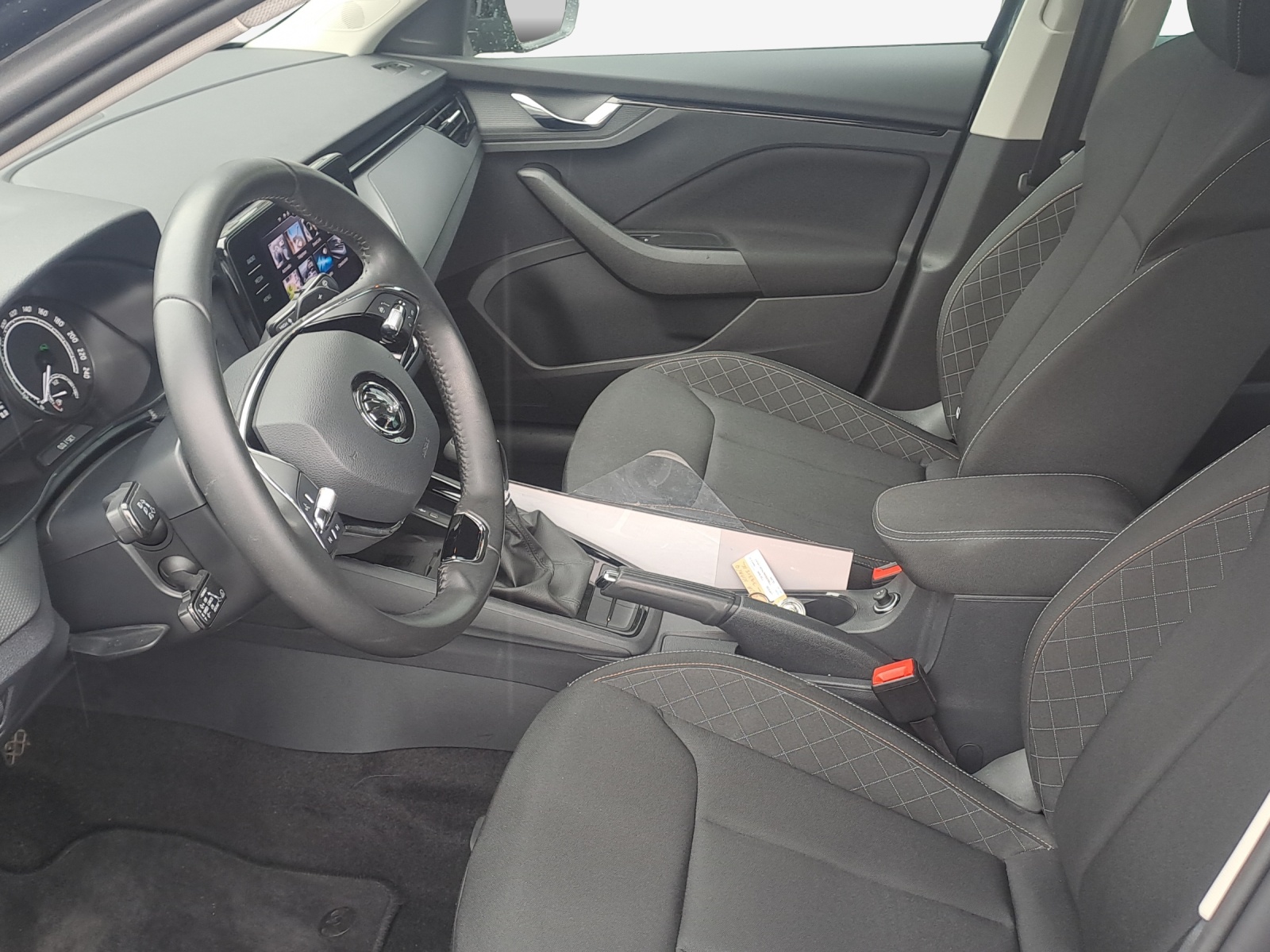 SKODA Kamiq 1.0 TSI Ambition DSG-image-7