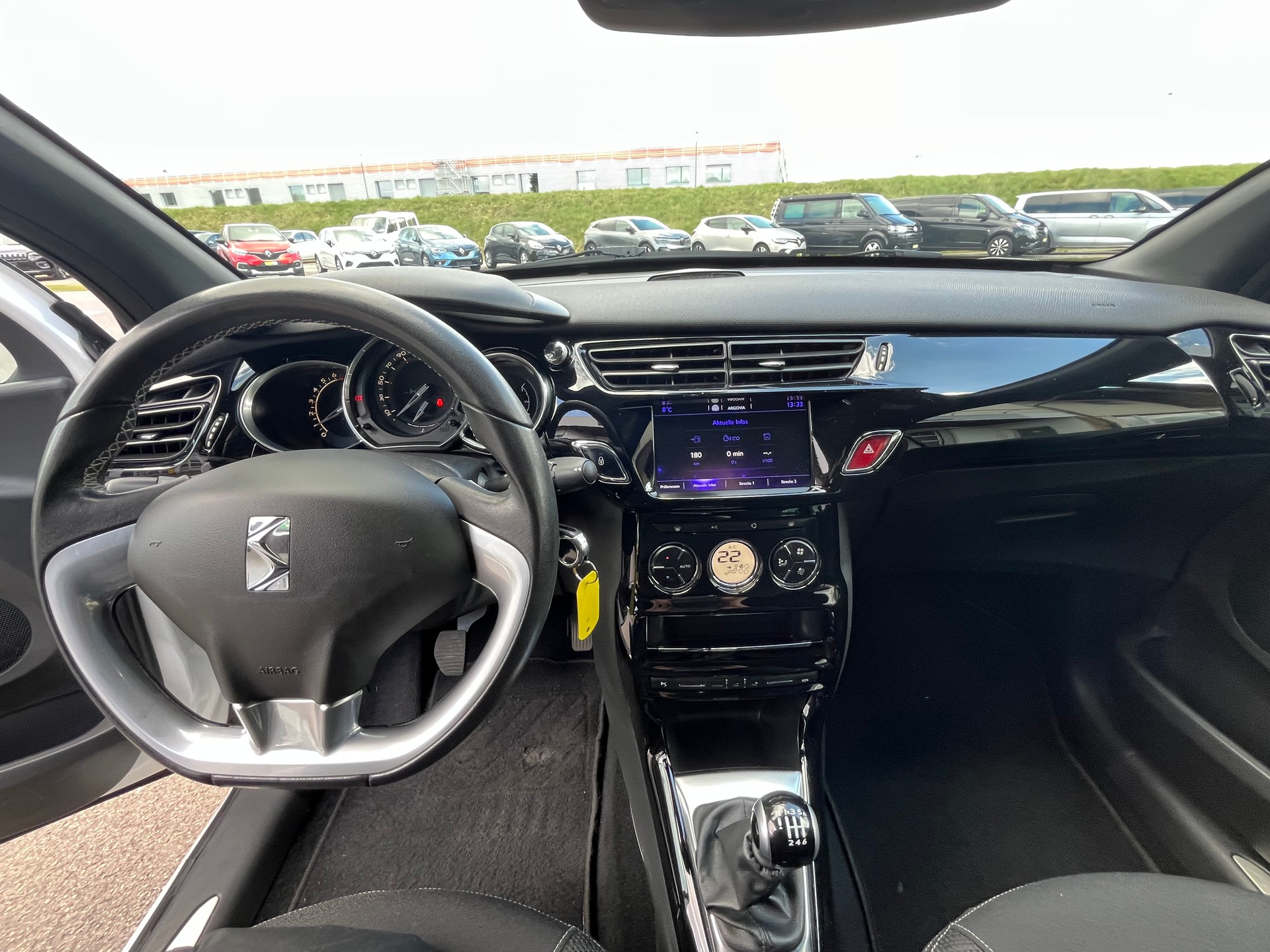 DS AUTOMOBILES DS 3 Cabrio 1.2 PureTech SO Chic+++CABRIO+++-image-12