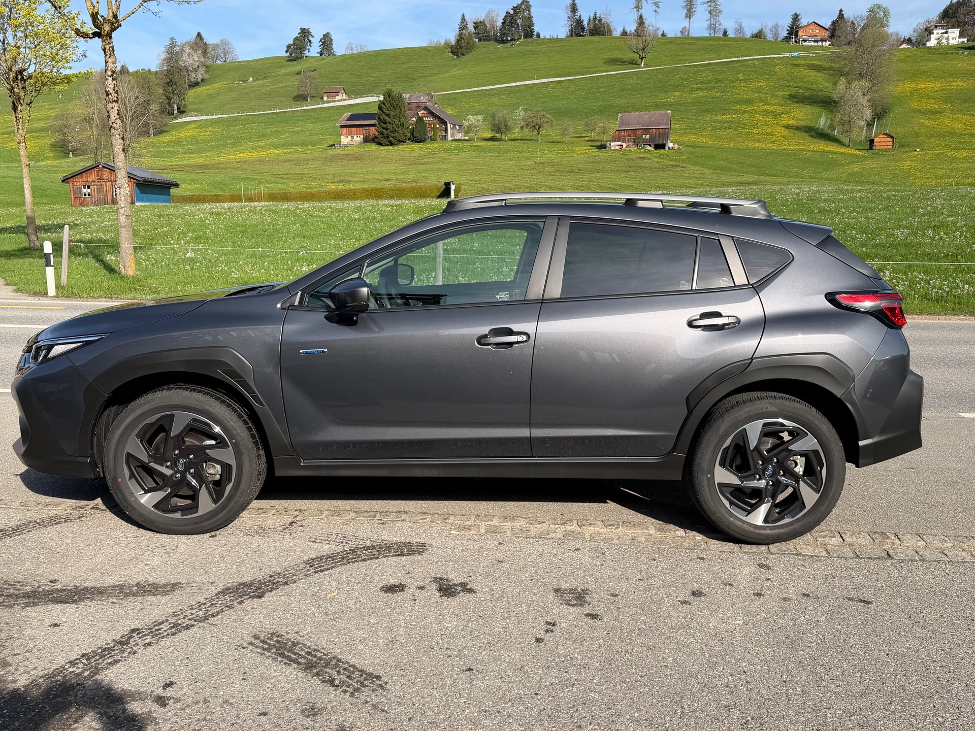SUBARU Crosstrek 2.0 e-Boxer Swiss Plus AWD Lineartronic-image-2