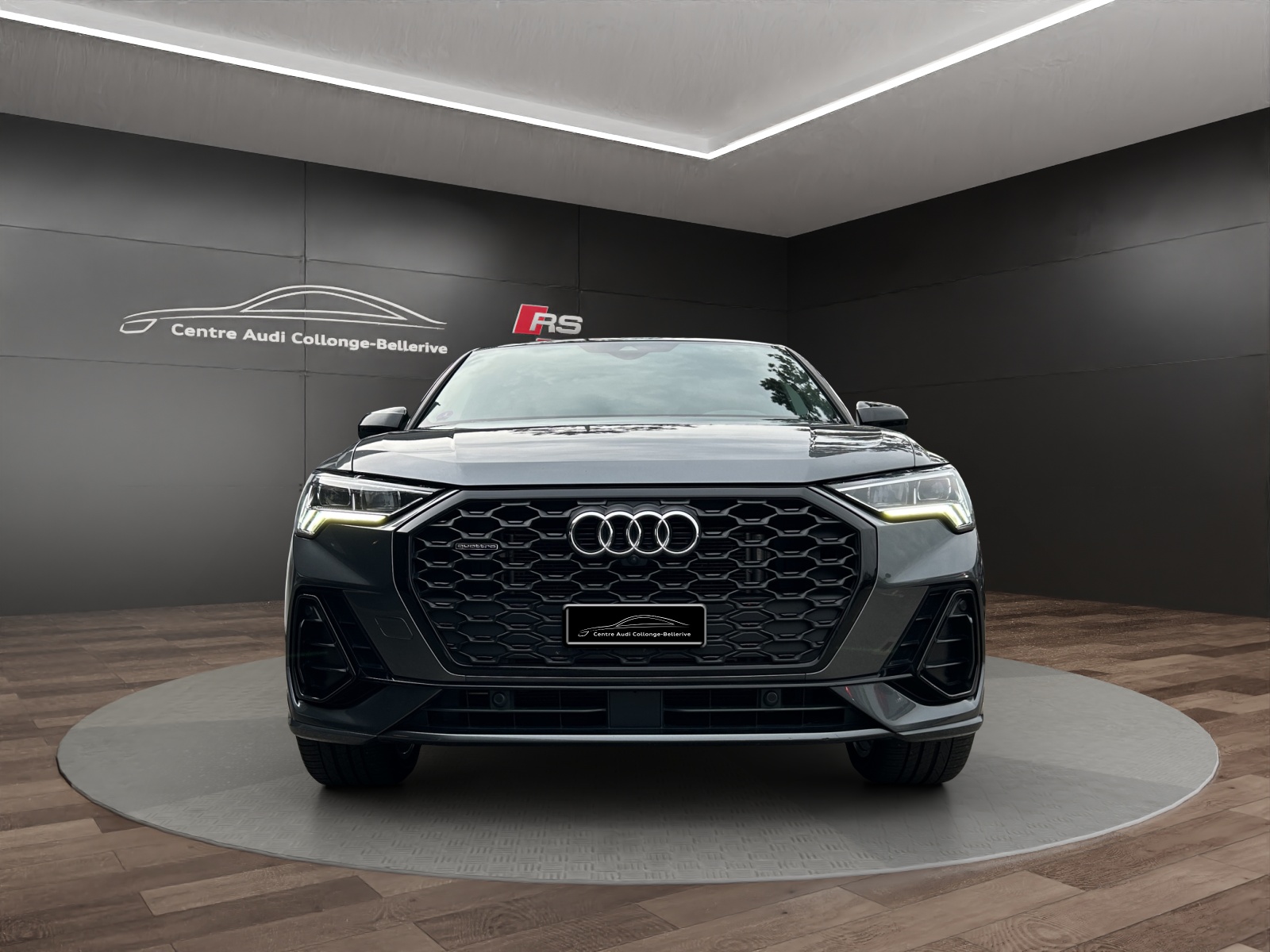 AUDI Q3 Sportback 45 TFSI S line quattro S-tronic-image-1