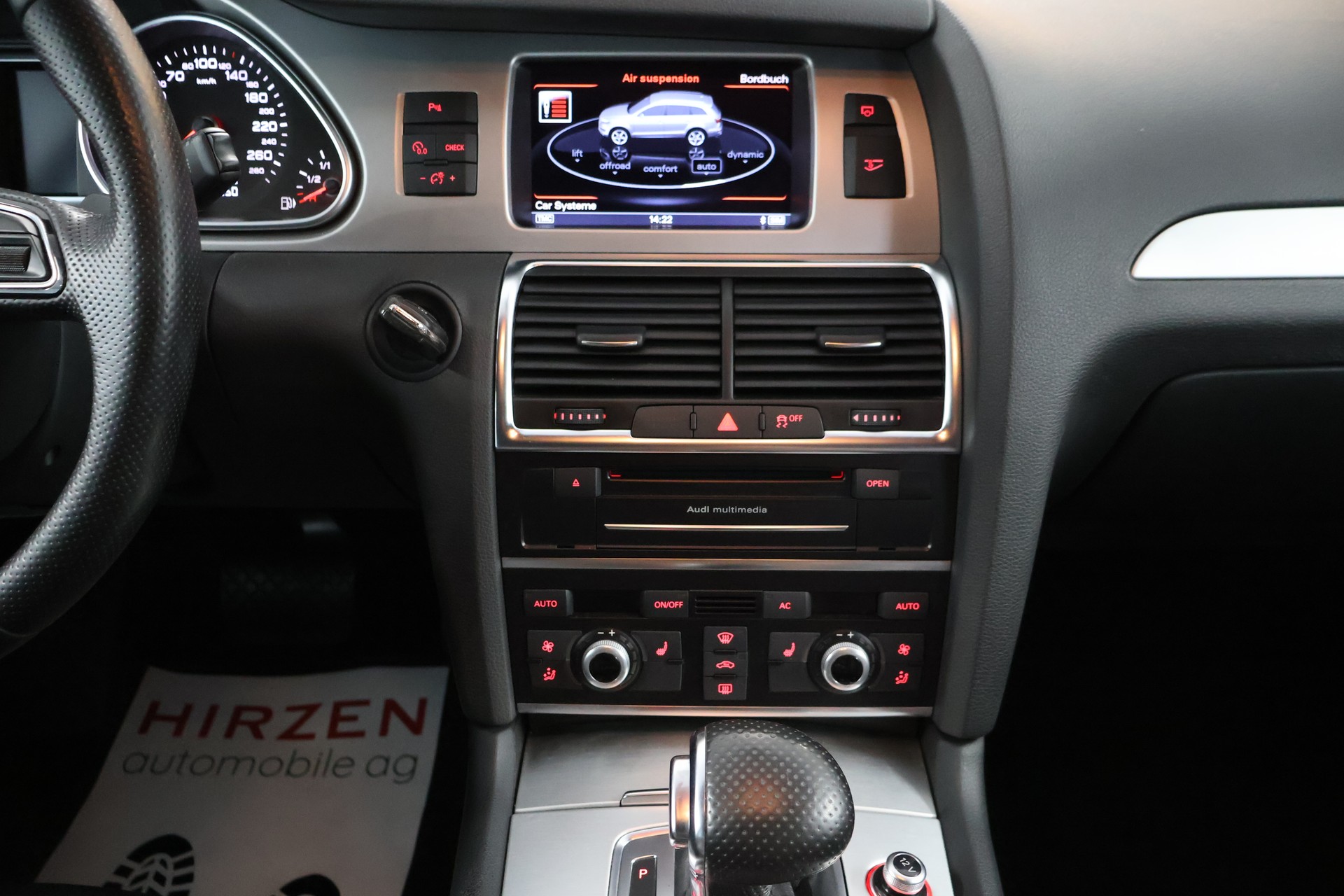 AUDI Q7 4.2 TDI quattro tiptronic-image-17