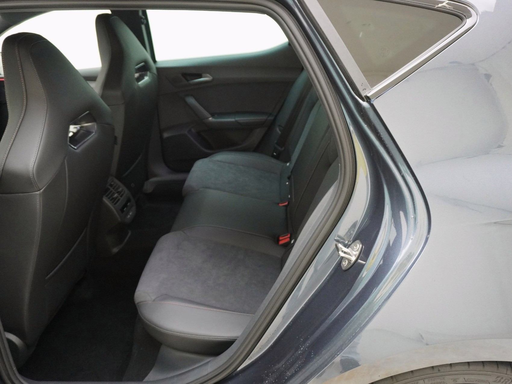 CUPRA Leon 2.0 TSI VZ DSG-image-14