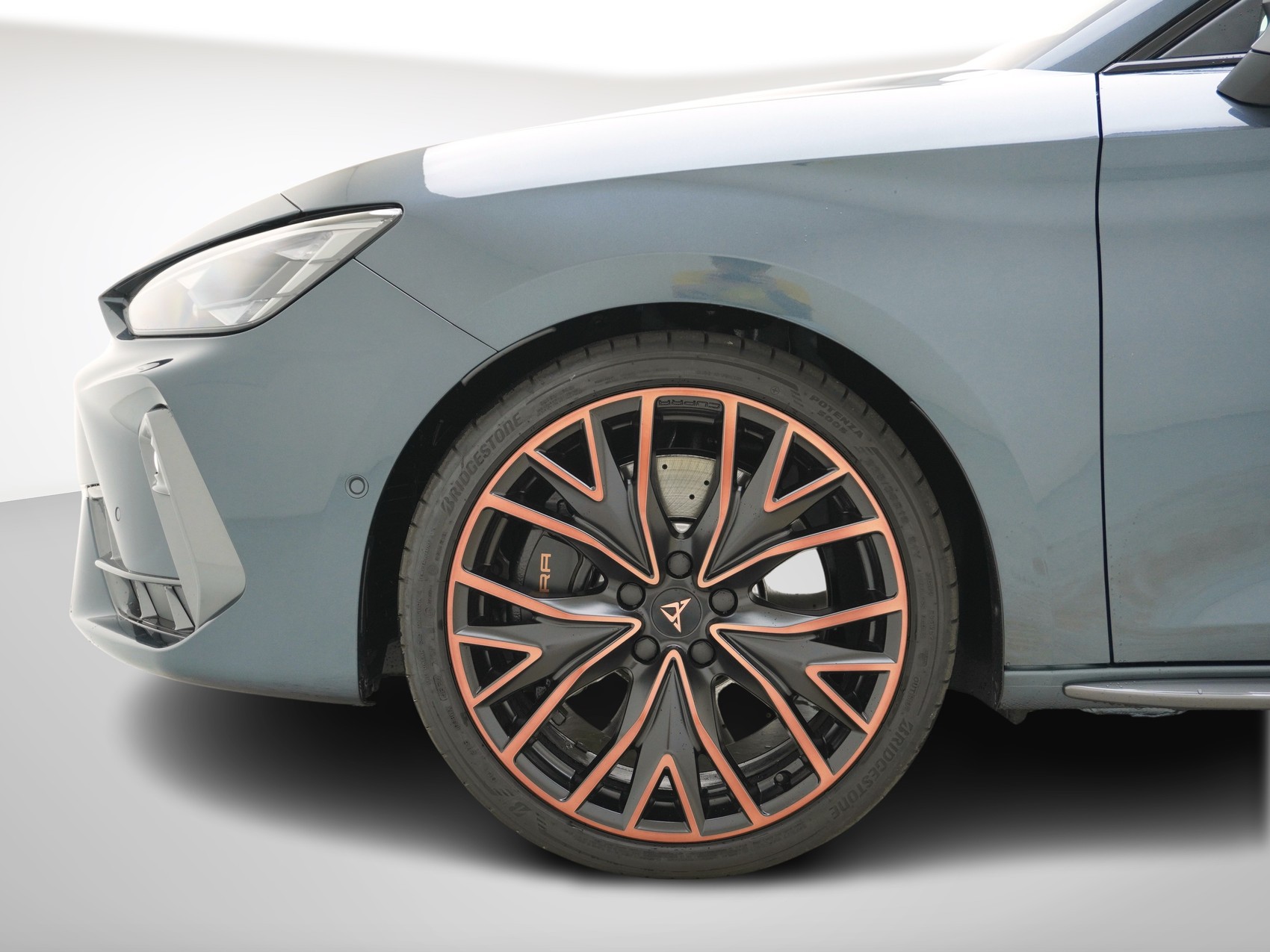CUPRA Leon 2.0 TSI VZ DSG-image-8