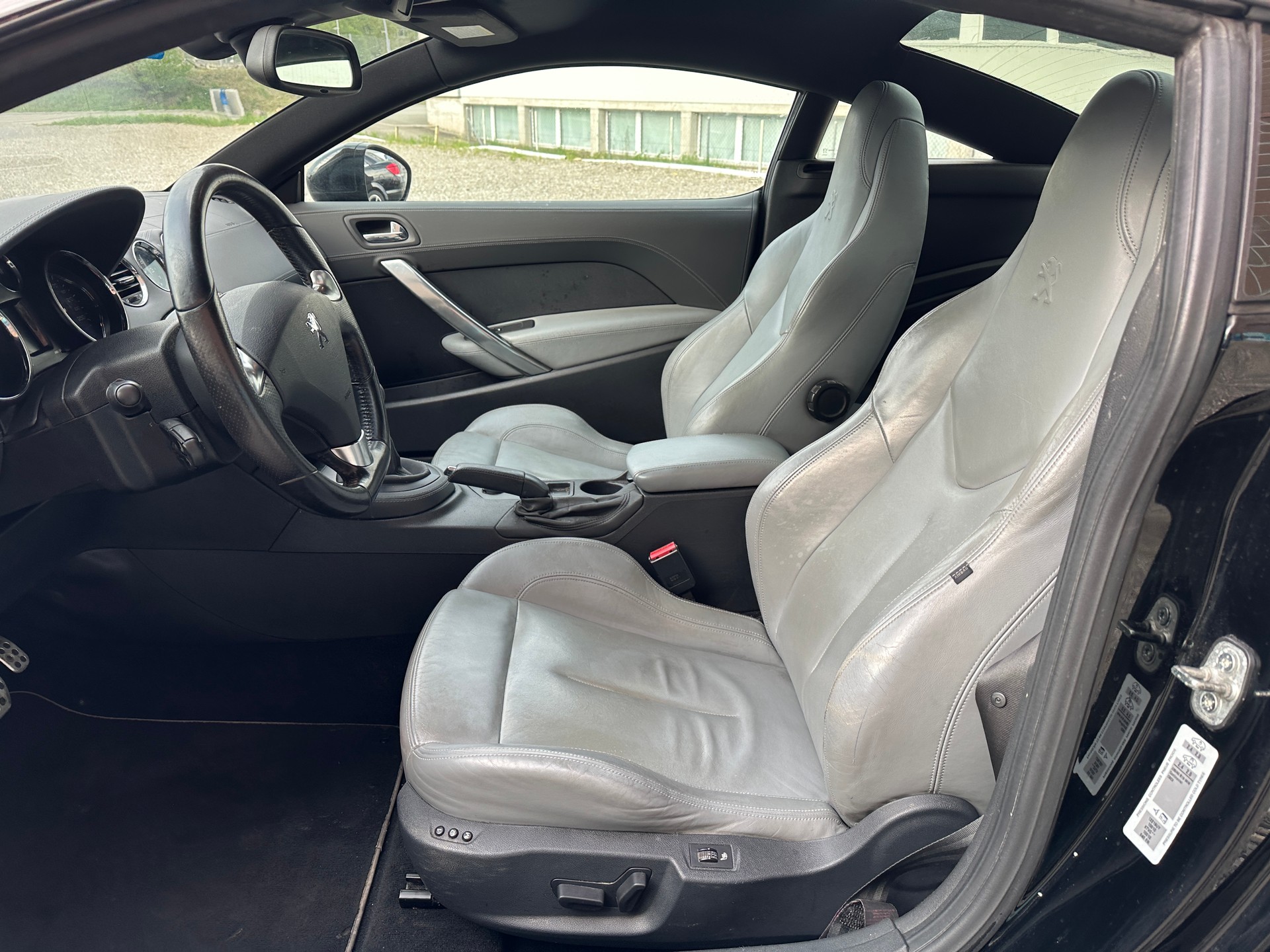 PEUGEOT RCZ 1.6 Turbo-image-10