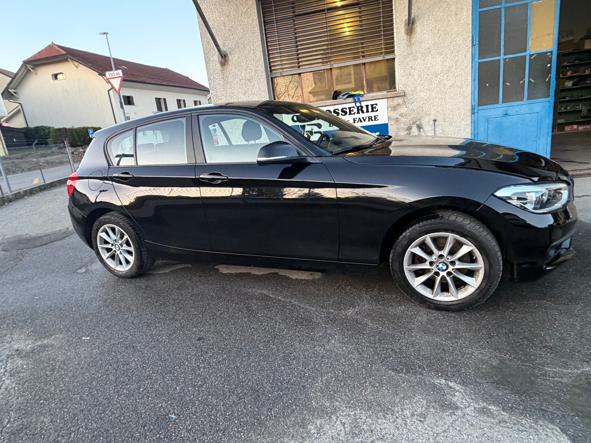 BMW 118d xDrive M Sport-image-5