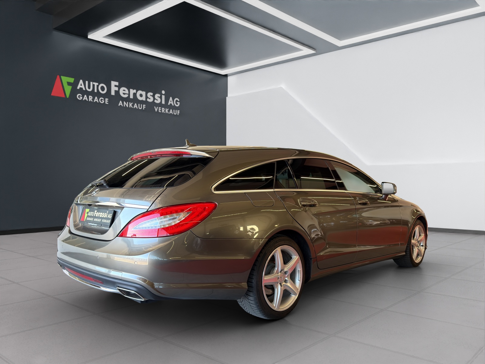 MERCEDES-BENZ CLS Shooting Brake 350 CDI 4Matic 7G-Tronic-image-5